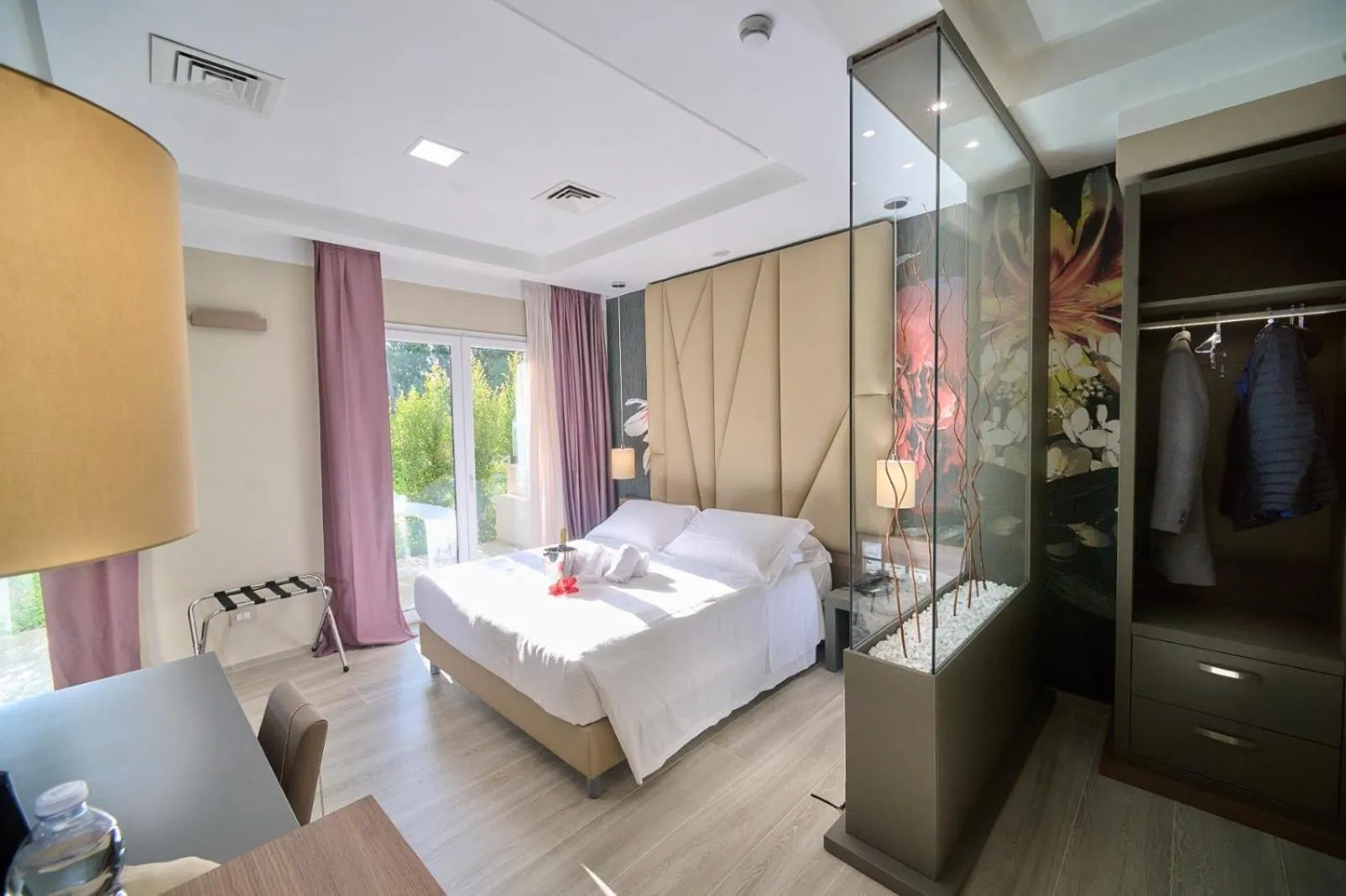 Bed in PARK HOTEL LE DUNE DI GIOVINO