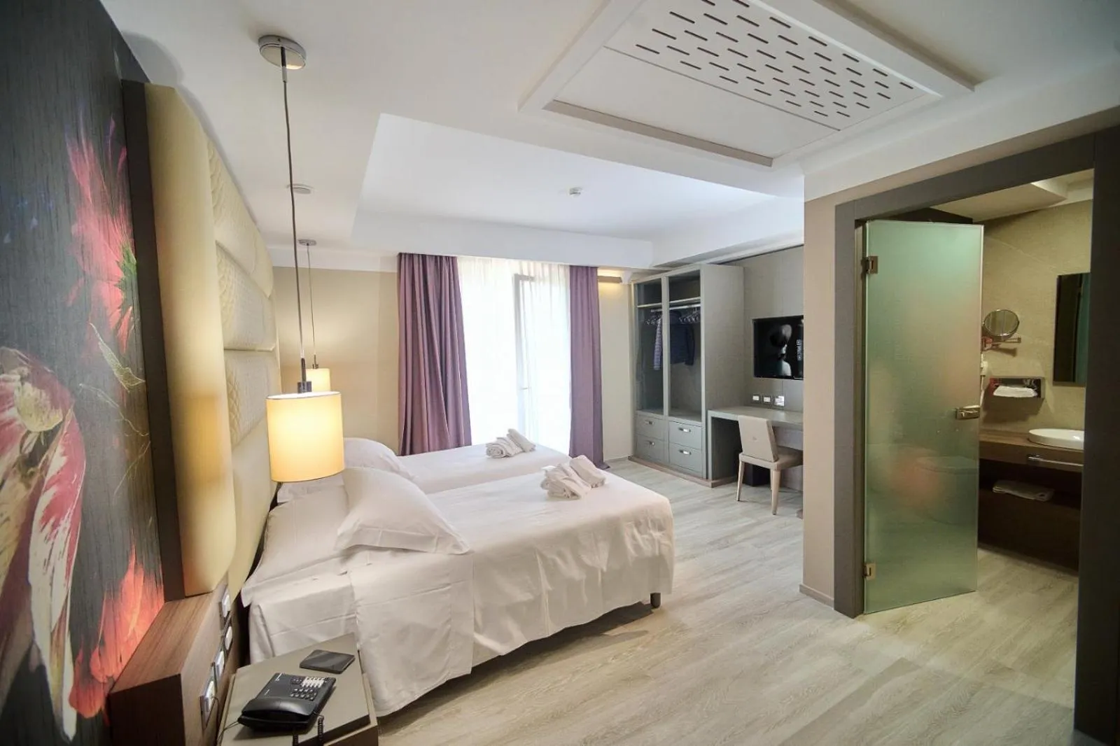 Bed in PARK HOTEL LE DUNE DI GIOVINO