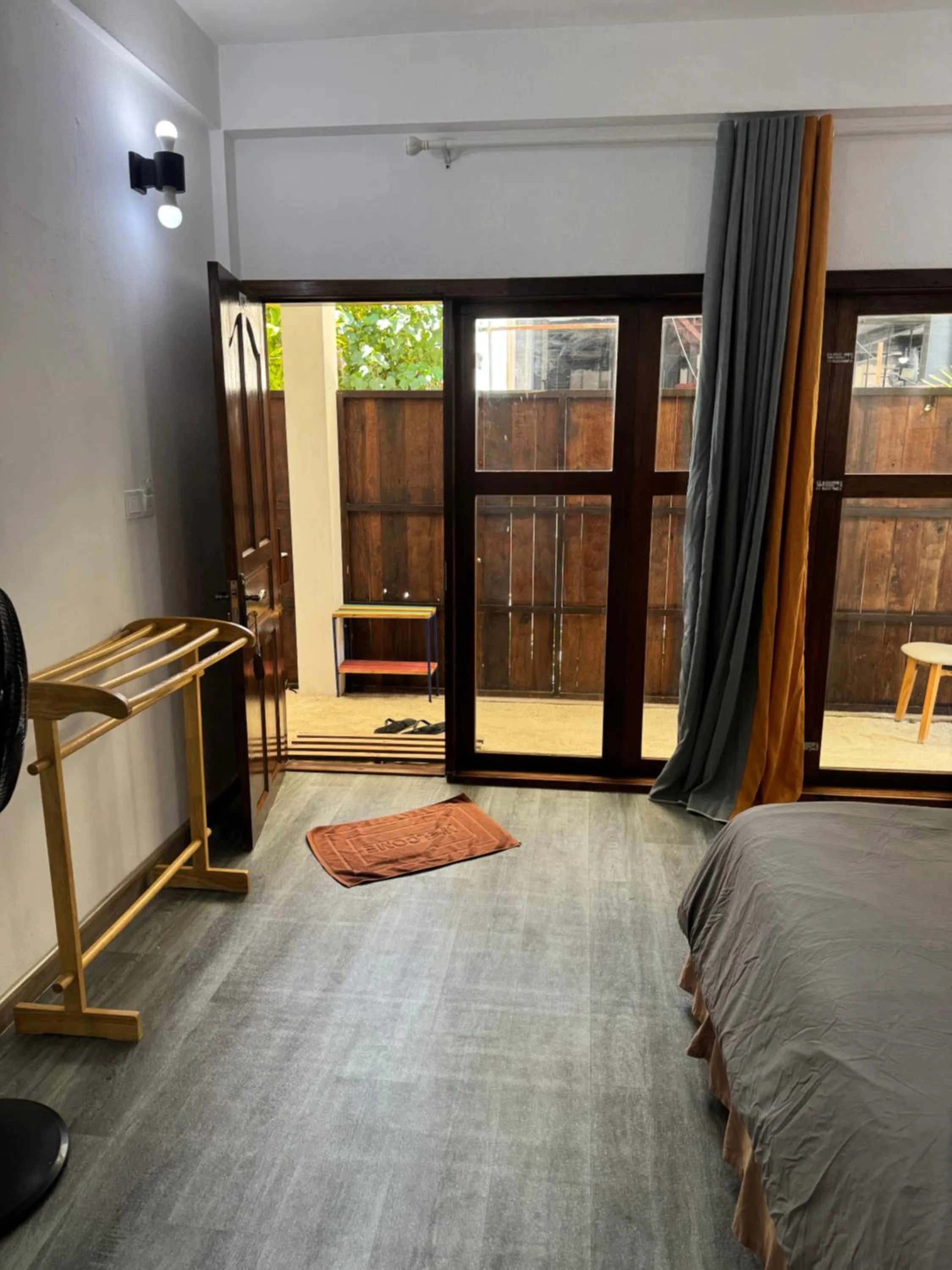 Property building, Bed in Rasdu View Inn