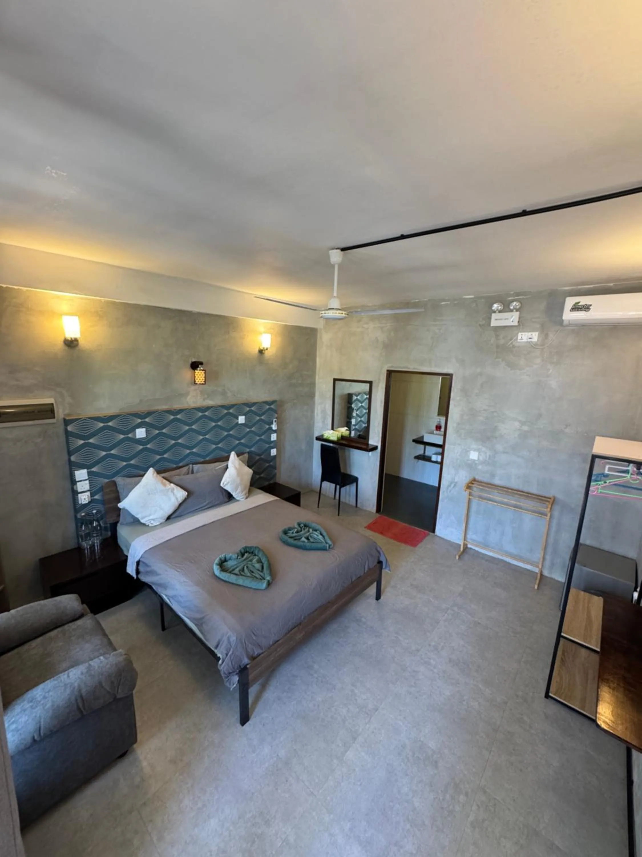 View (from property/room), Bed in Rasdu View Inn