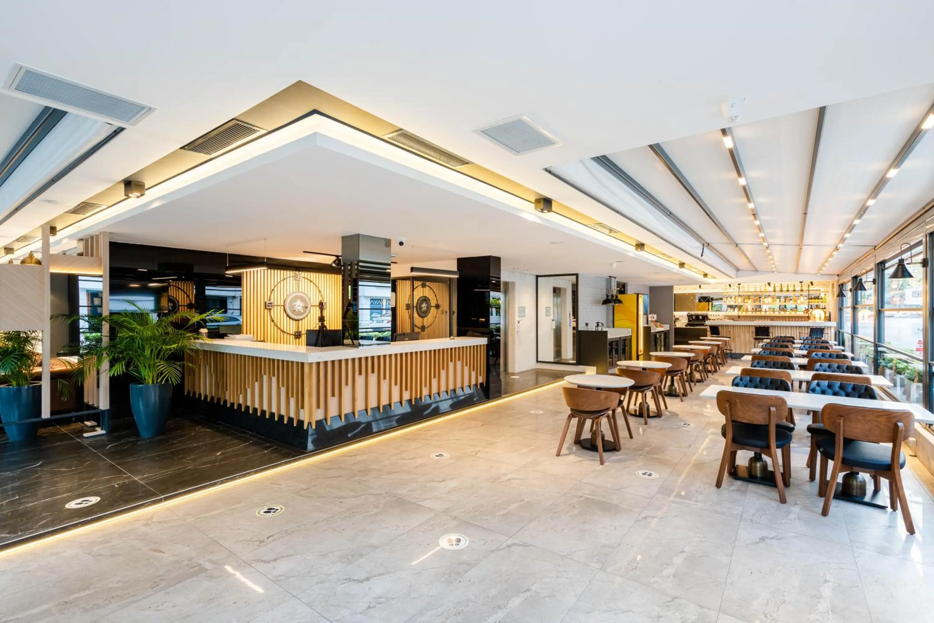 Lobby or reception in Ni Hotel Lara