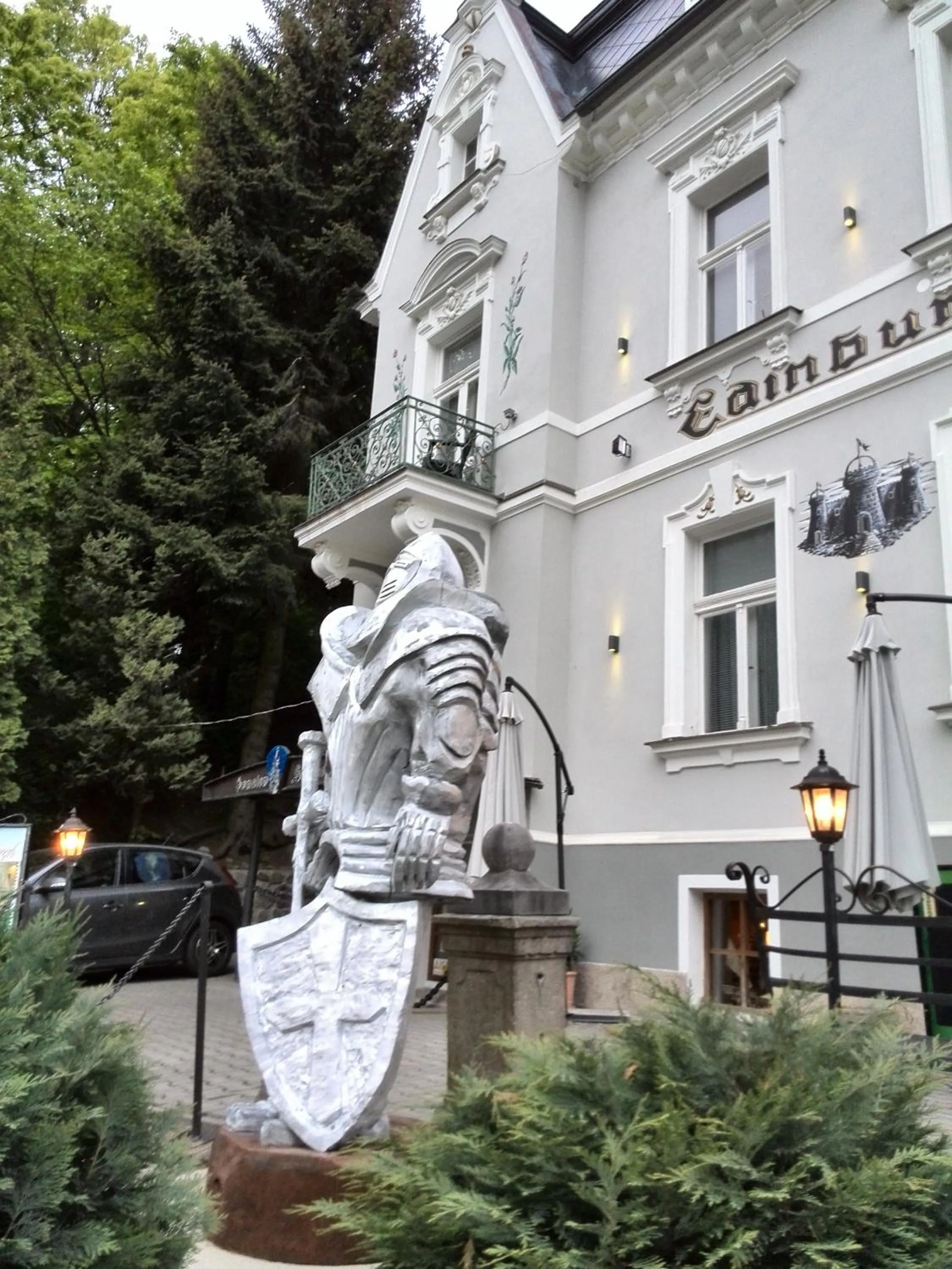 Facade/entrance in Edinburgh