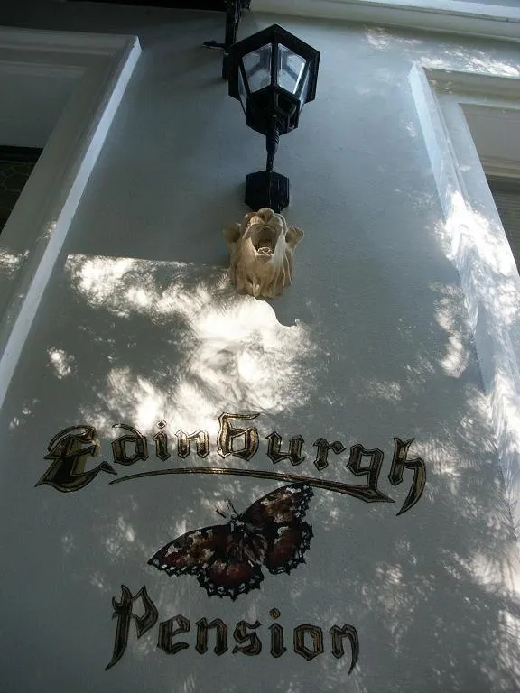 Facade/entrance in Edinburgh