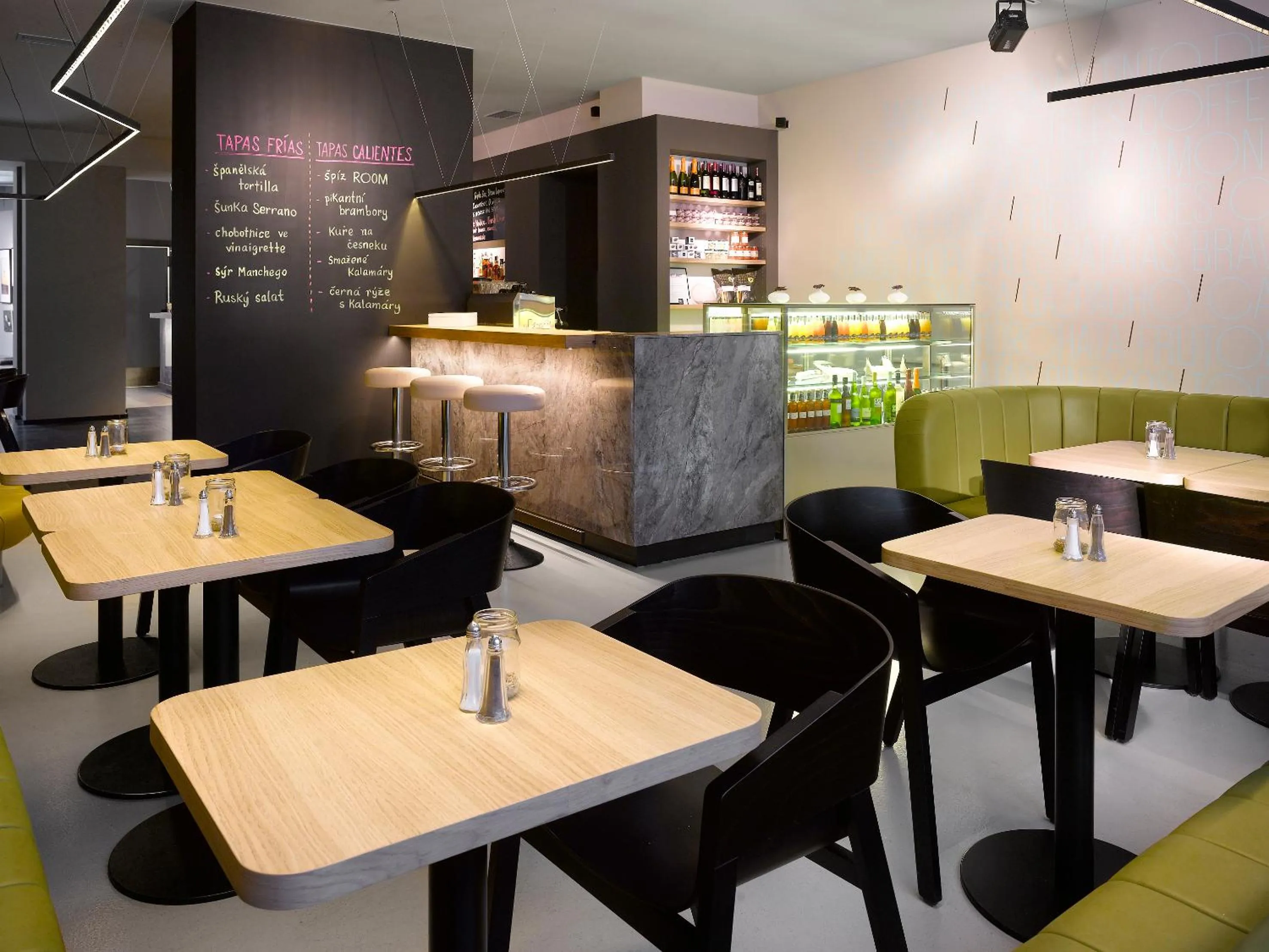 Restaurant/places to eat in The ICON Hotel