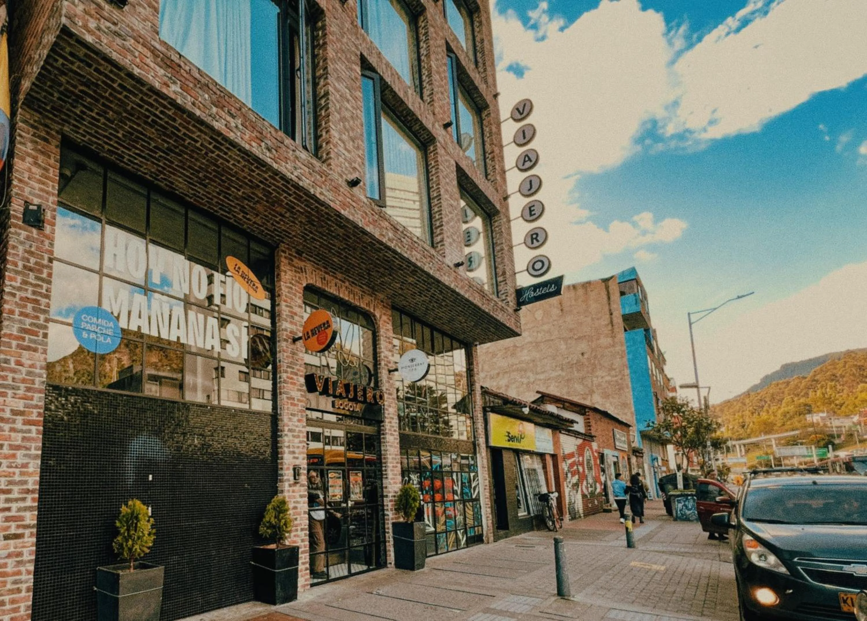 Property building in Viajero Bogotá Hostel & Spa