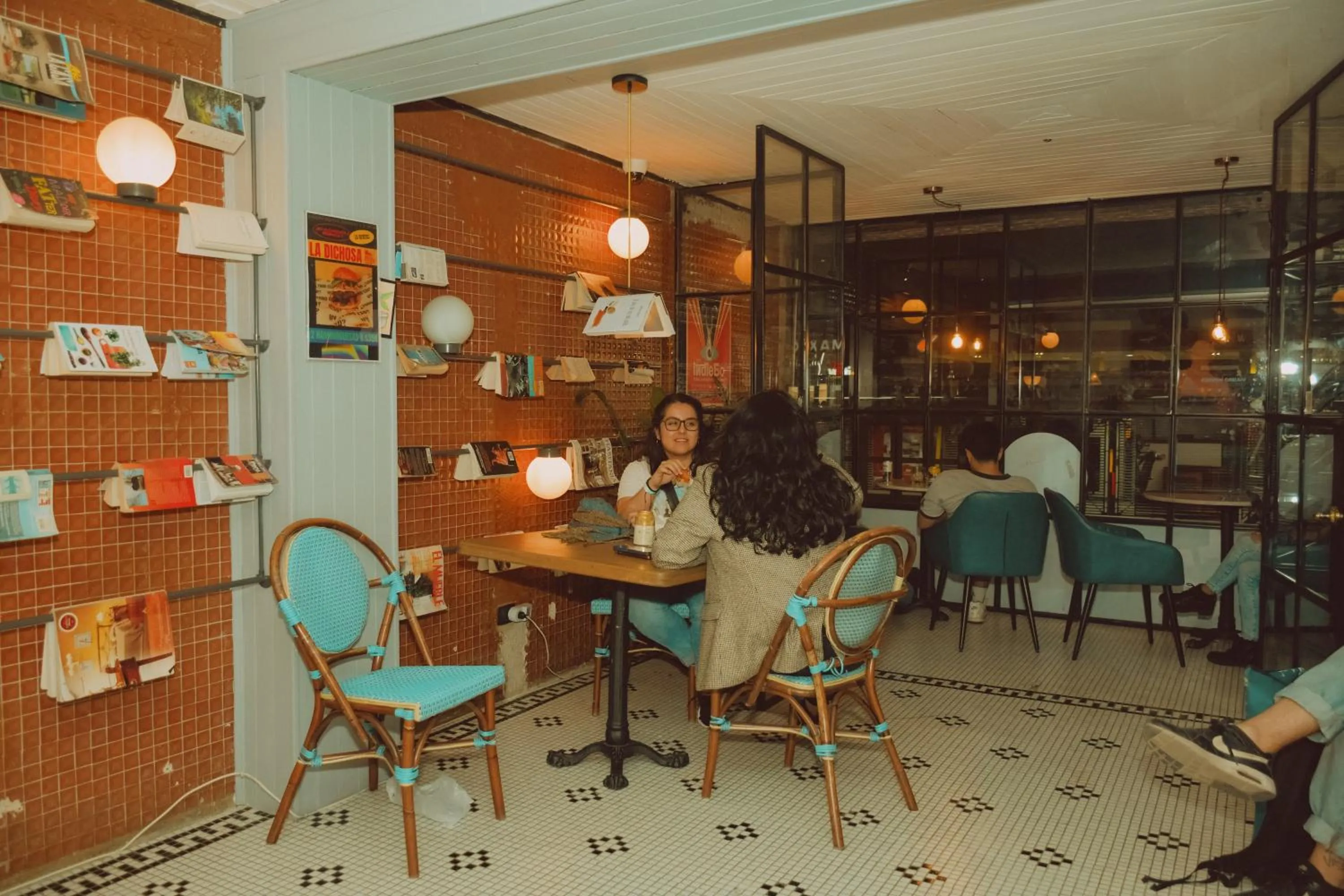 Restaurant/places to eat in Viajero Bogotá Hostel & Spa