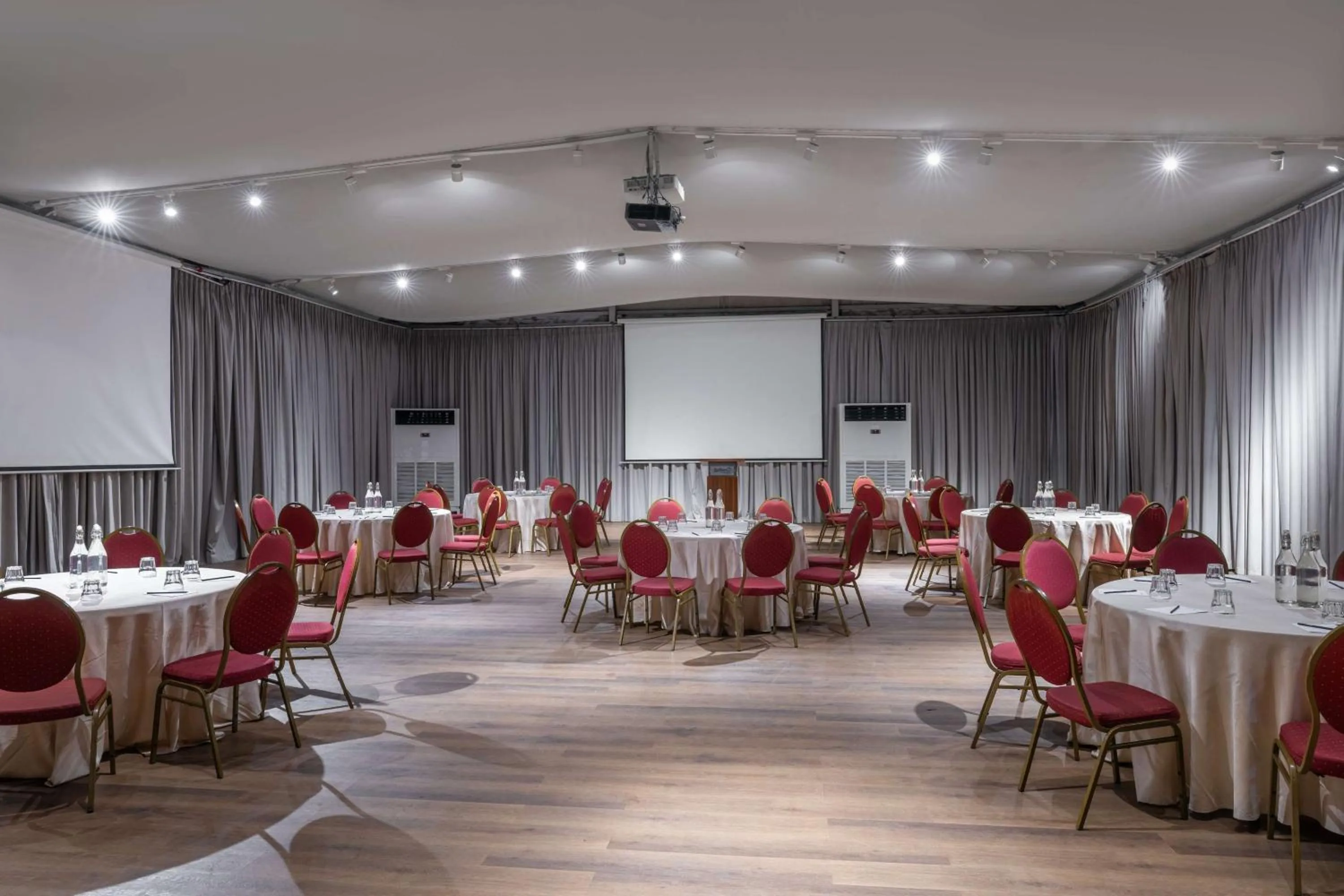 Banquet/Function facilities in Radisson Blu Anchorage Hotel