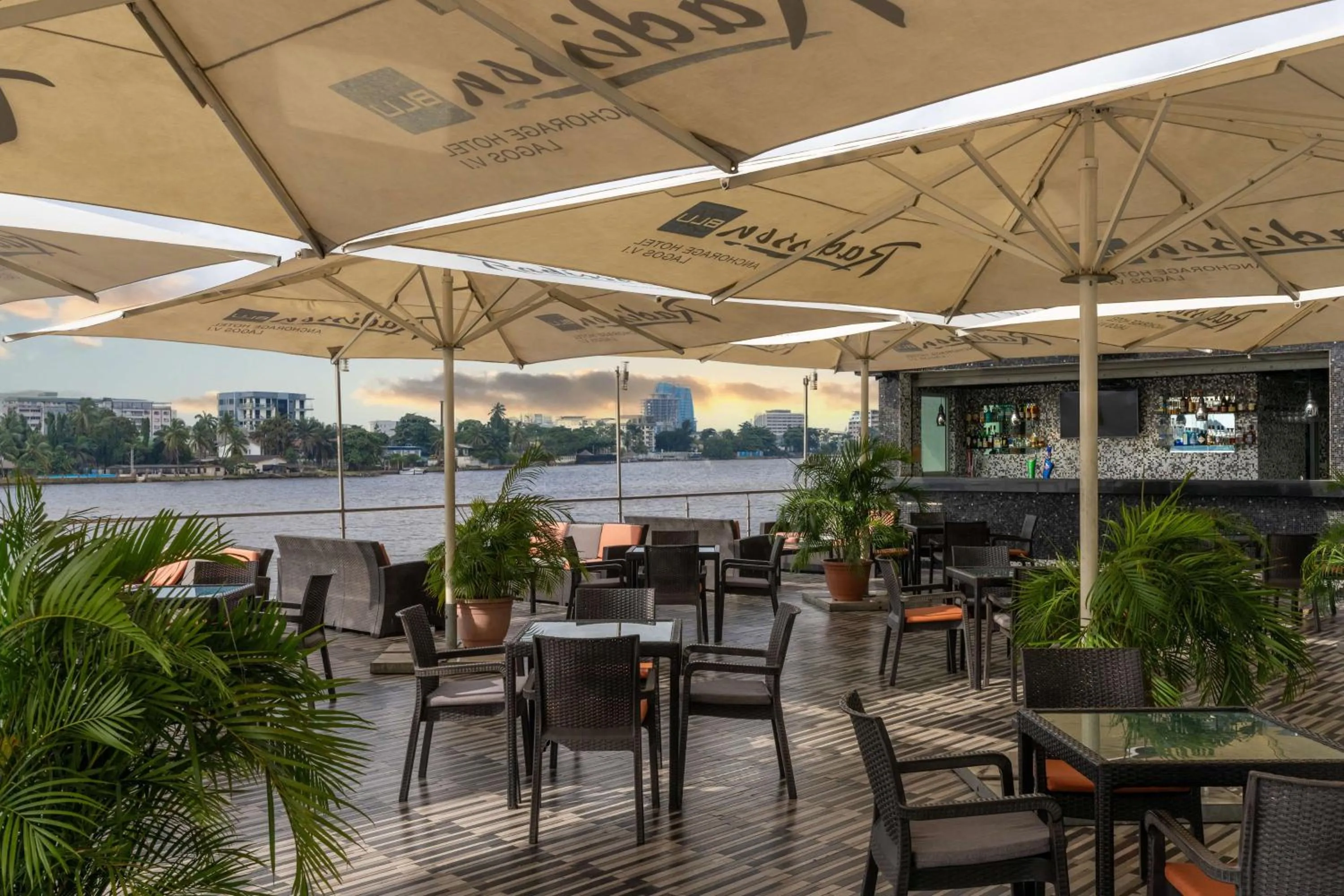 Restaurant/places to eat in Radisson Blu Anchorage Hotel