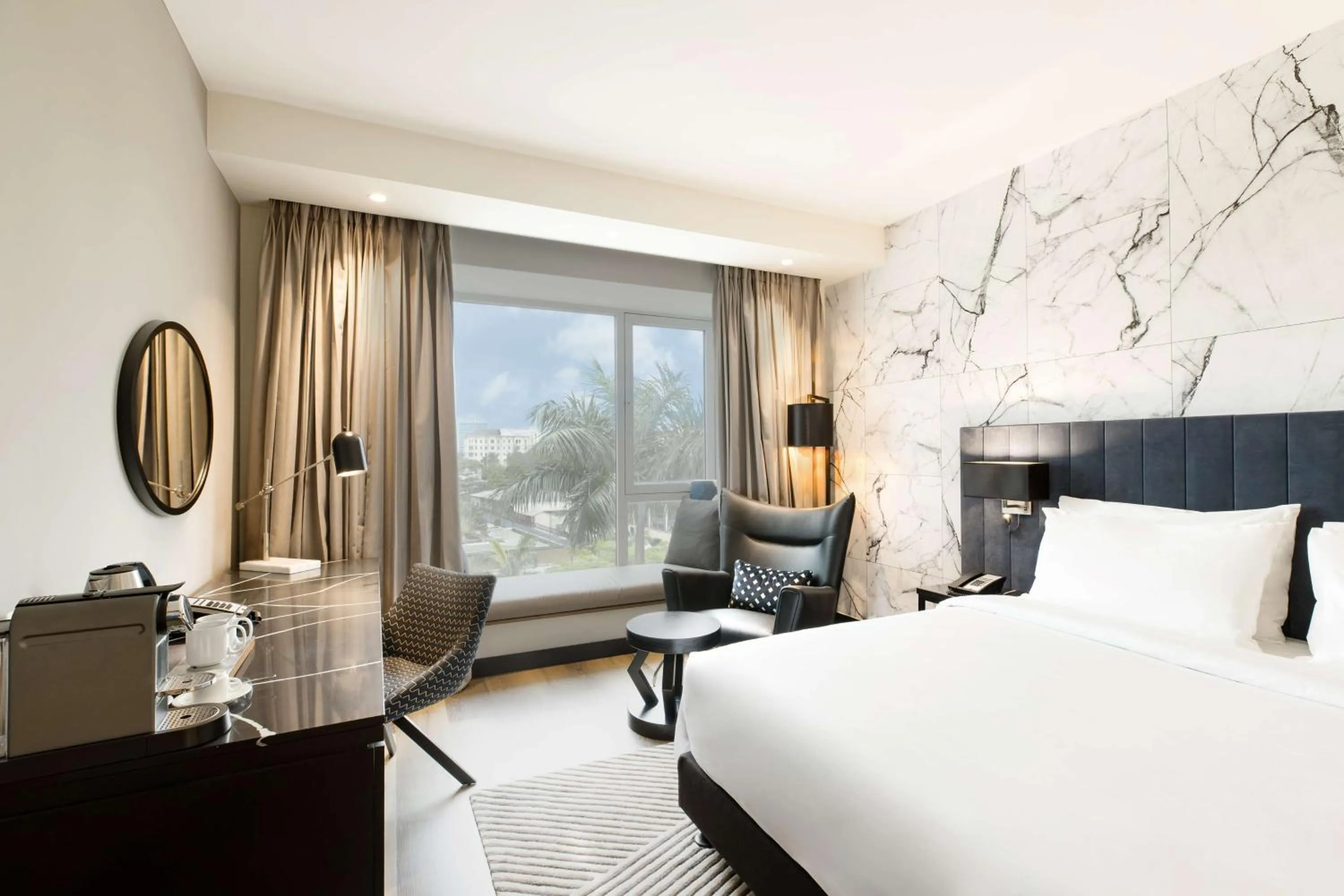 Photo of the whole room, Bed in Radisson Blu Anchorage Hotel