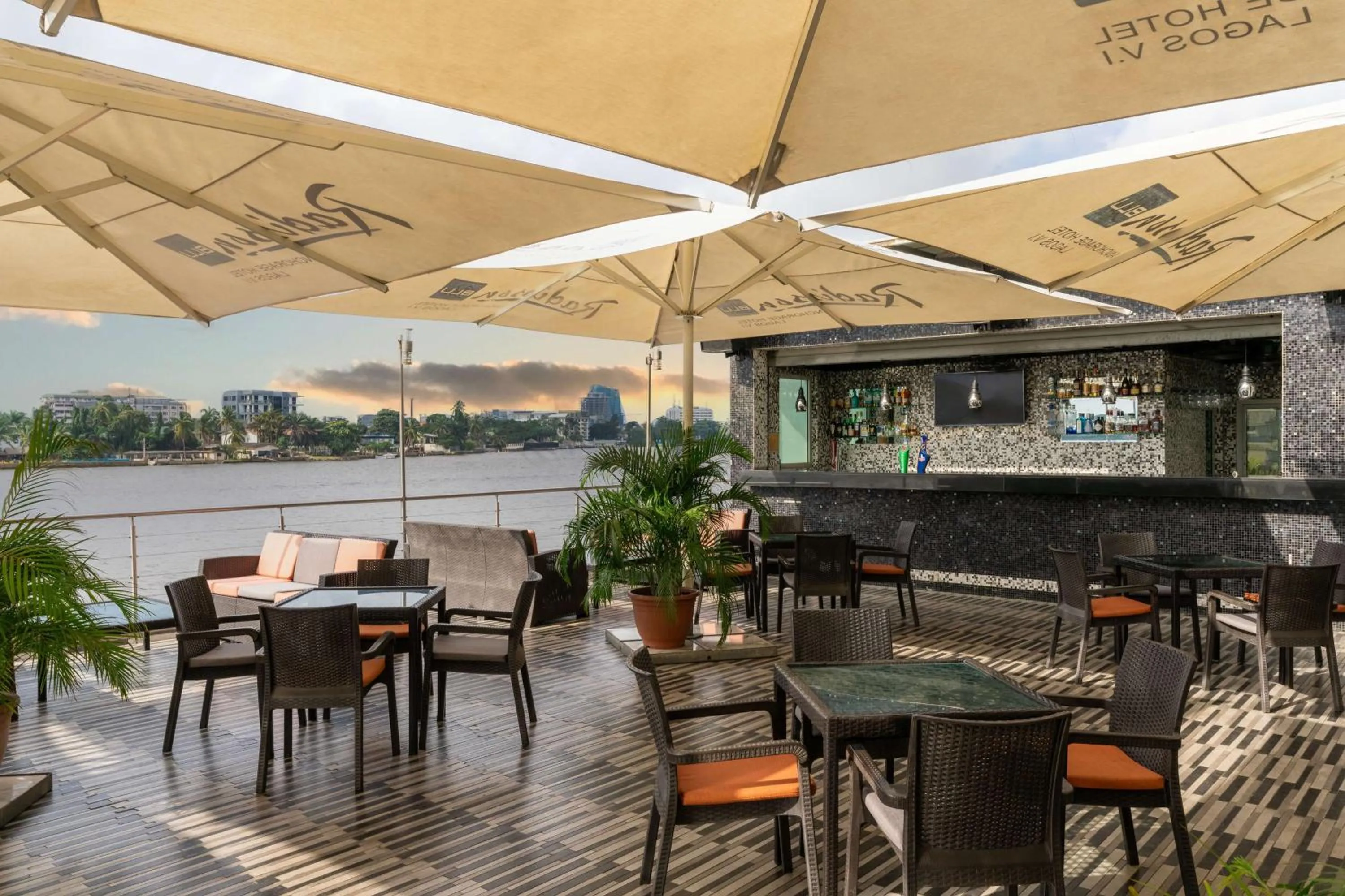 Restaurant/places to eat in Radisson Blu Anchorage Hotel