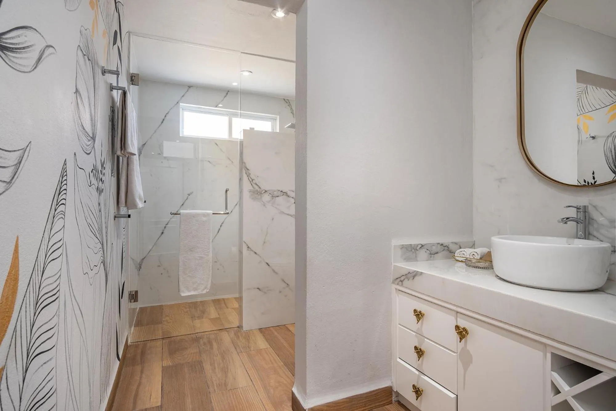 Shower in Hotel Casa Arum