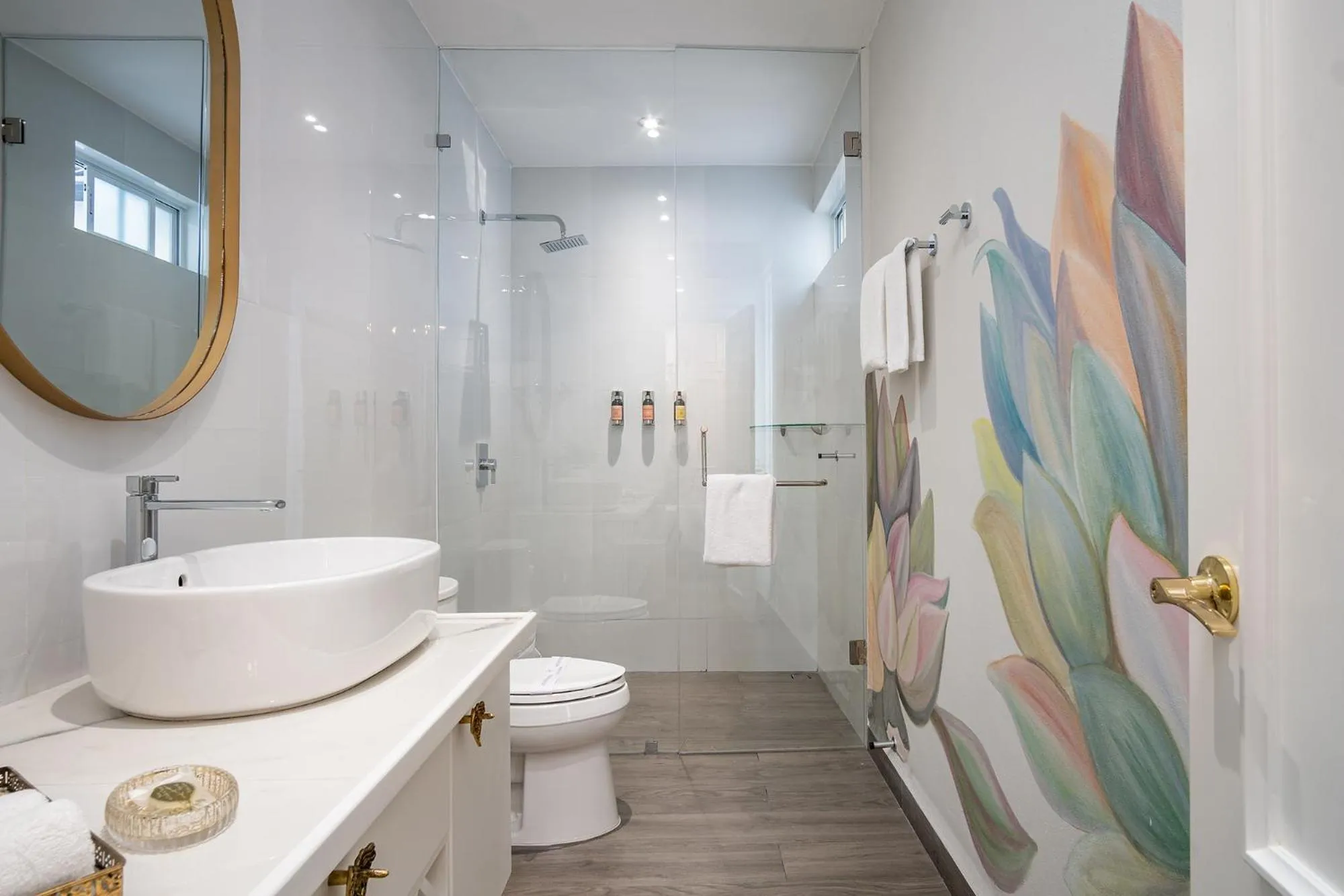 Shower in Hotel Casa Arum