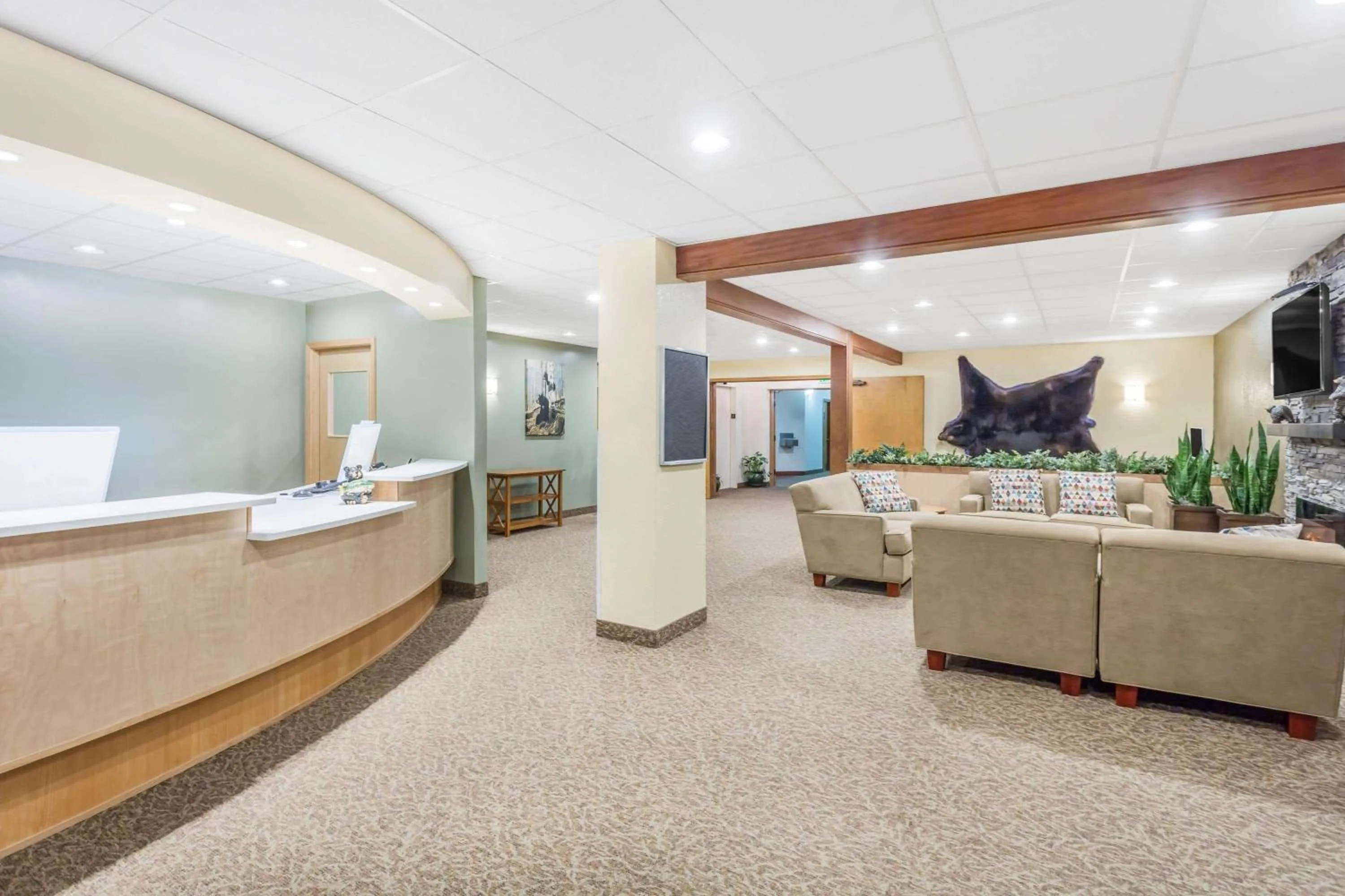 Lobby or reception in Travelodge by Wyndham Juneau