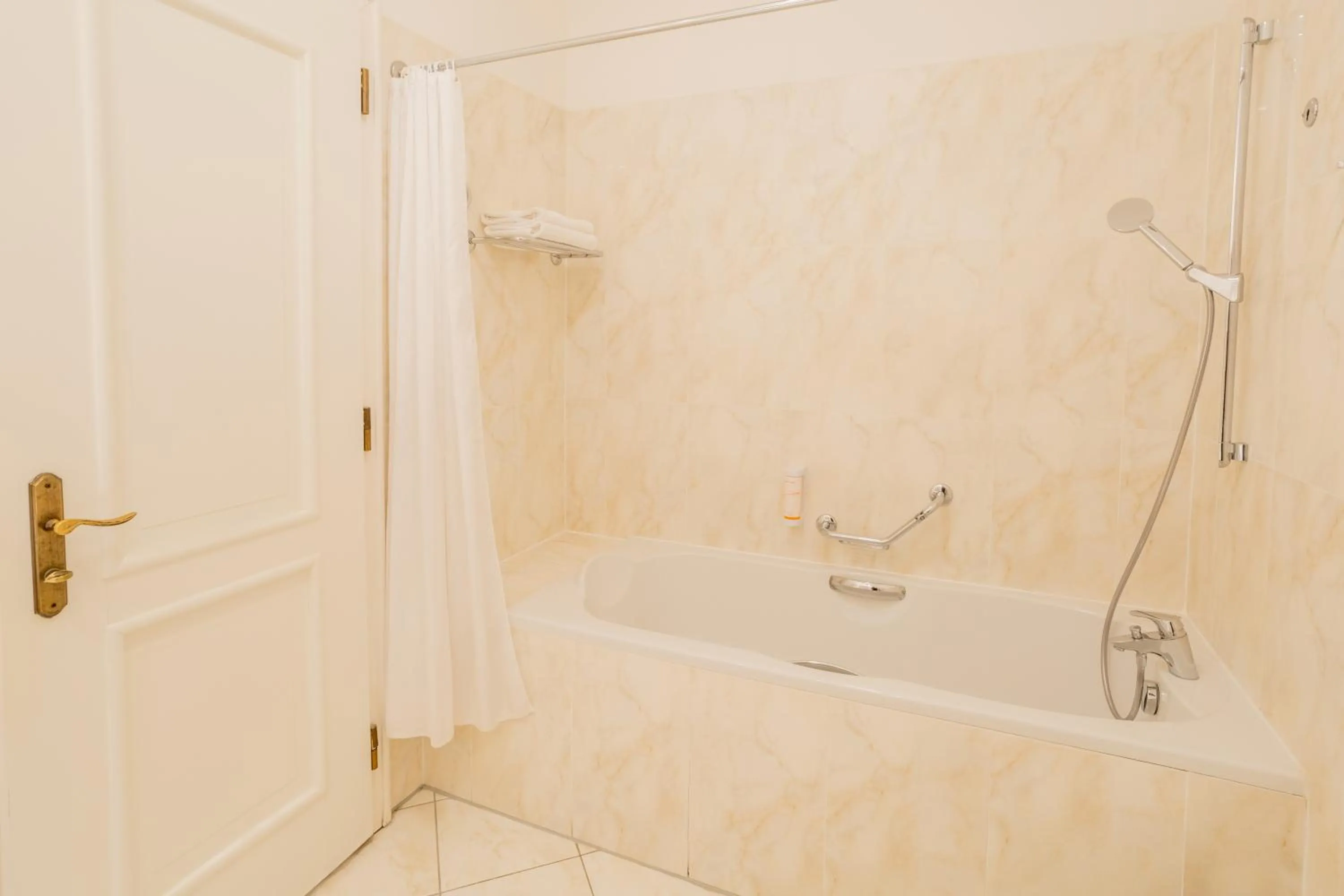 Bathroom in Parkhotel Richmond