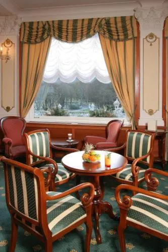 Seating area in Parkhotel Richmond