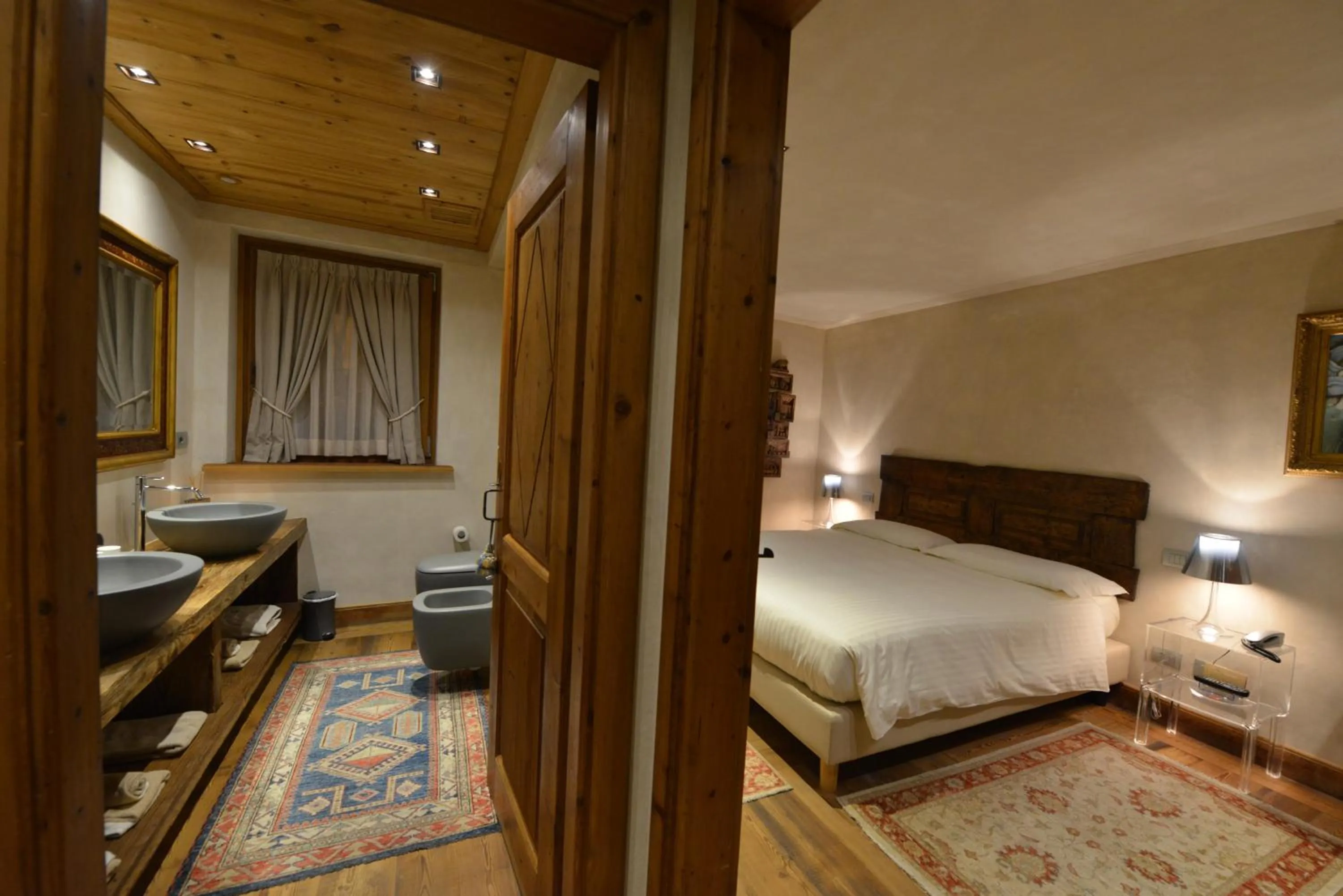 Photo of the whole room, Bed in Le Reve Charmant