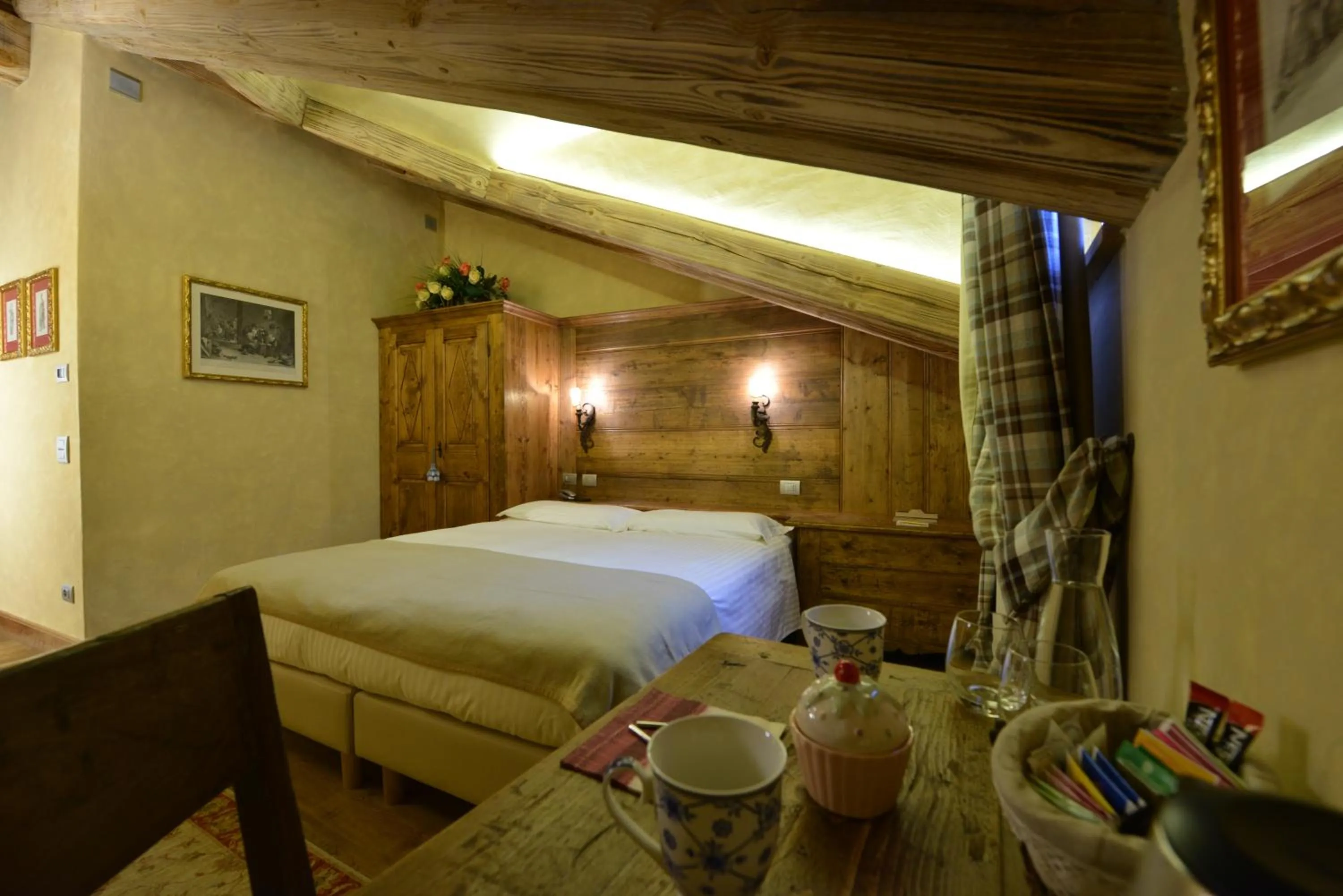 Photo of the whole room, Bed in Le Reve Charmant