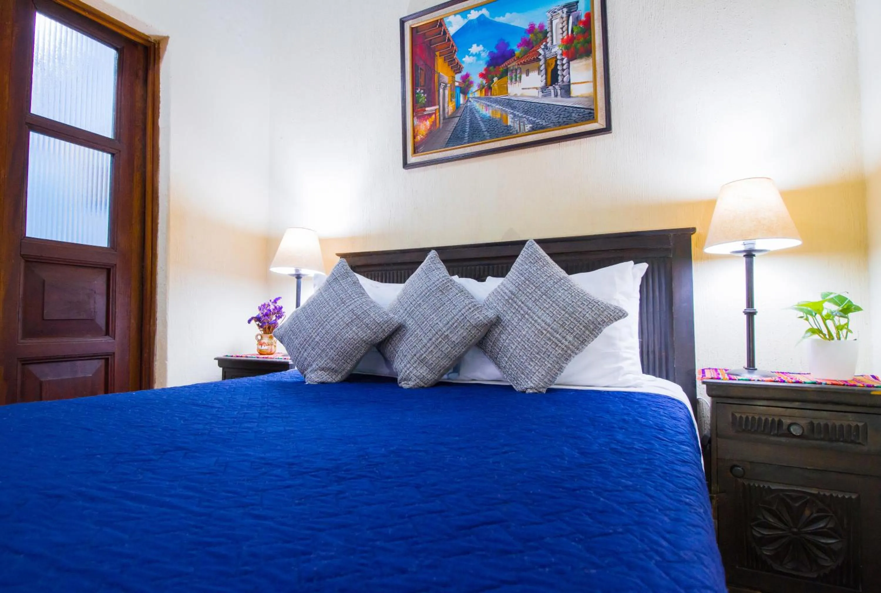 Bed in Hostal Antigua