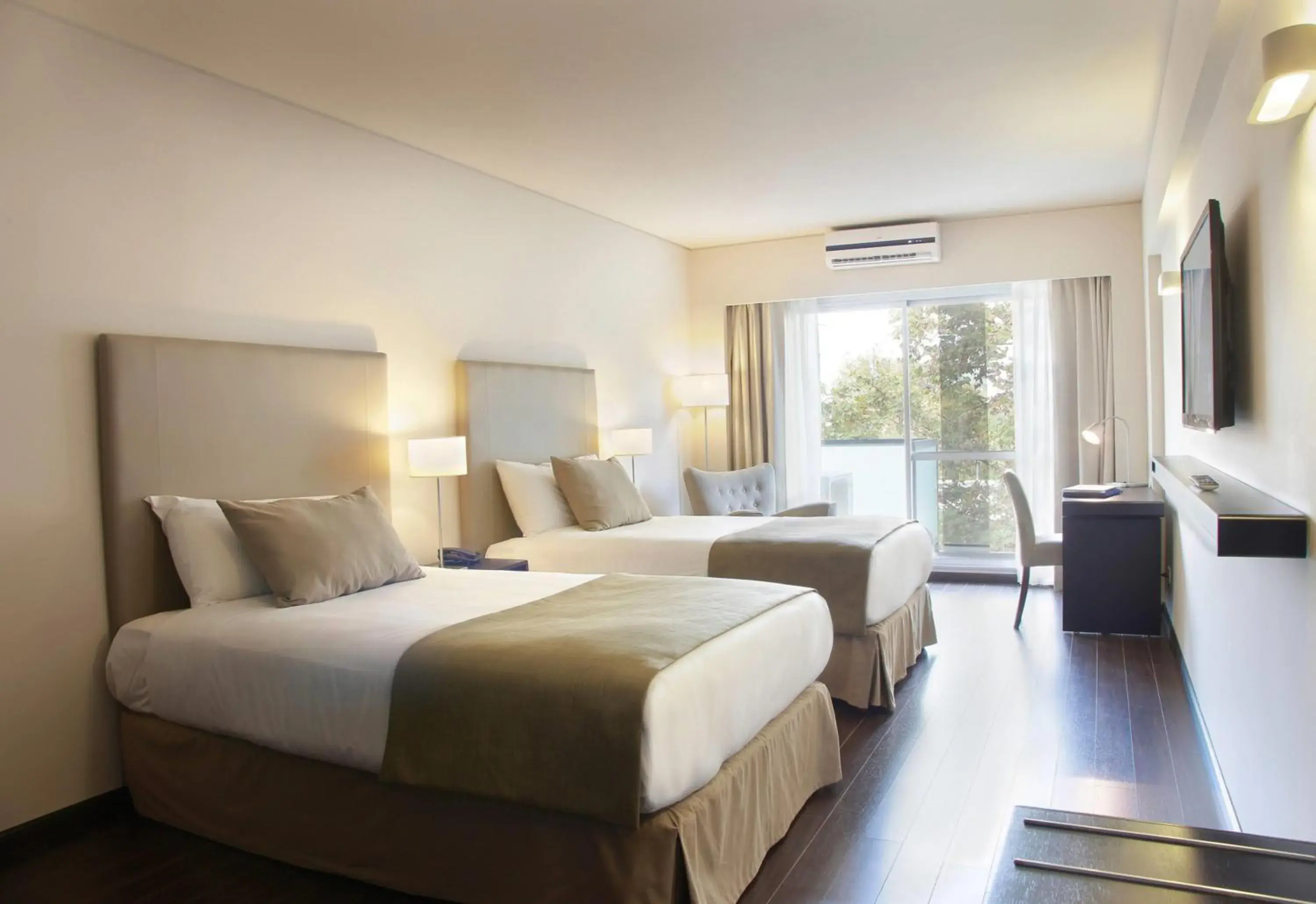 Classic Twin Room in Dazzler by Wyndham Buenos Aires Palermo Classic Twin Room in Dazzler by Wyndham Buenos Aires Palermo