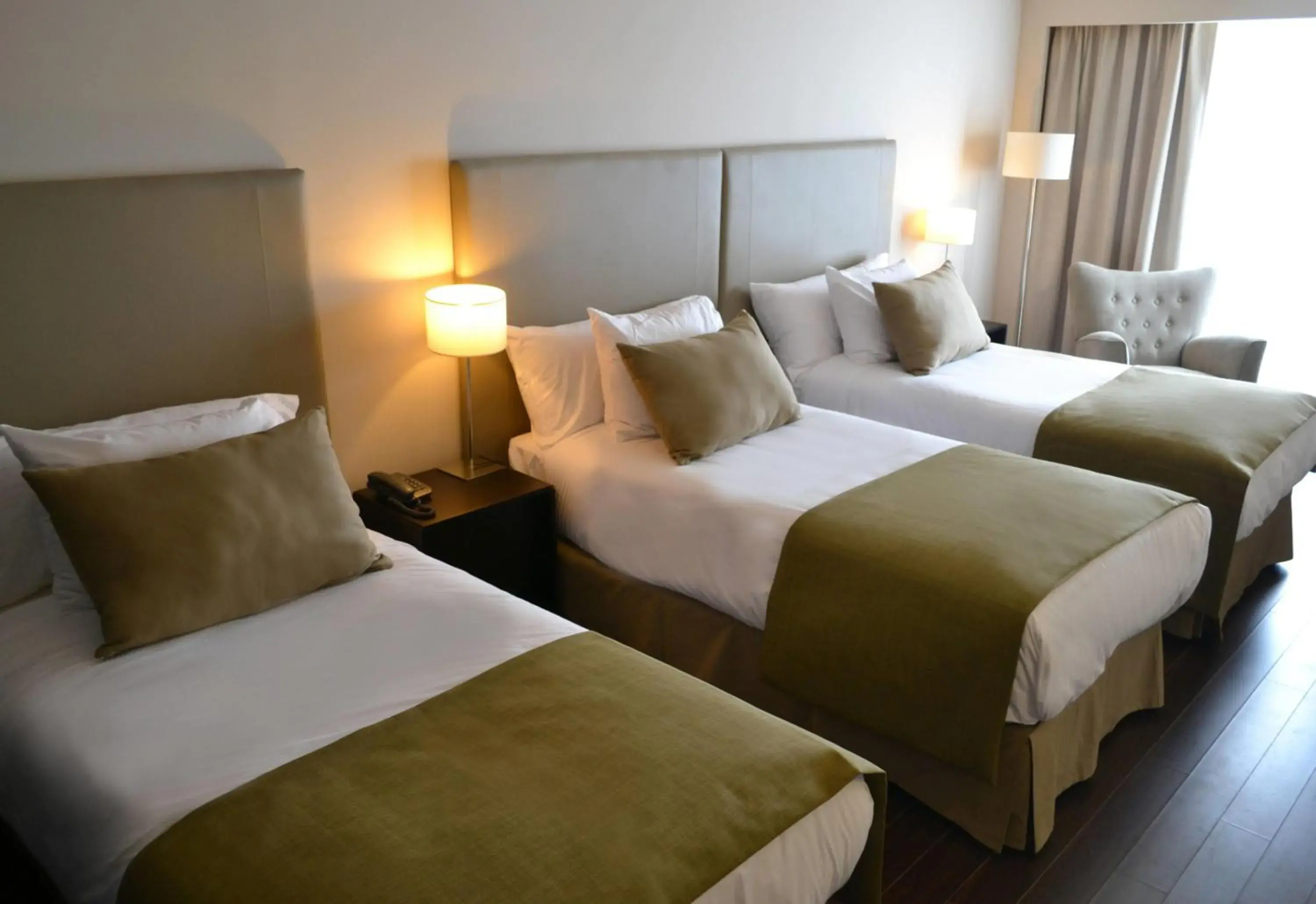 Classic Triple Room in Dazzler by Wyndham Buenos Aires Palermo Classic Triple Room in Dazzler by Wyndham Buenos Aires Palermo