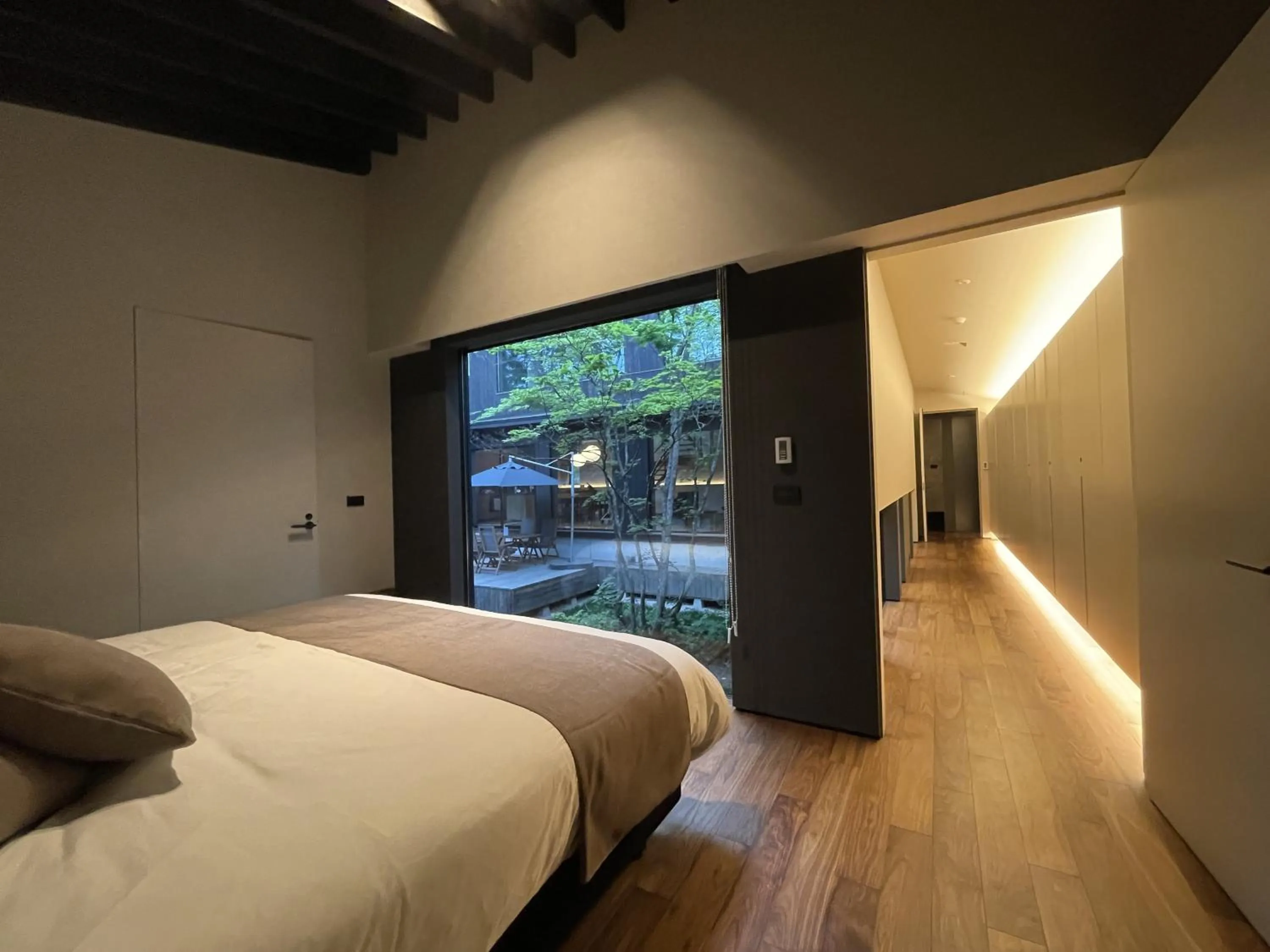 Bedroom, Bed in NIVIA