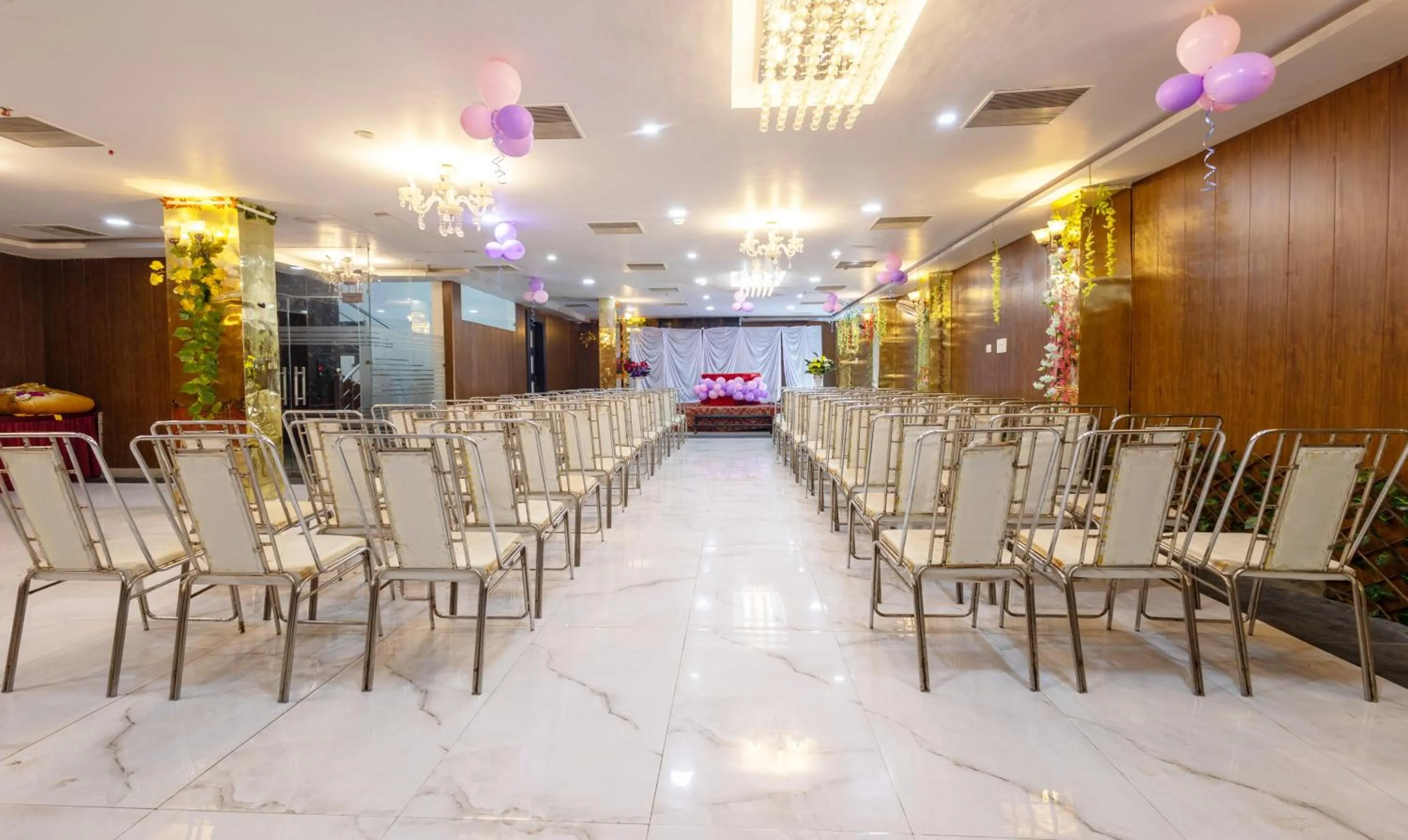 Banquet/Function facilities in Treebo Shakuntalam, Near Lucknow Airport