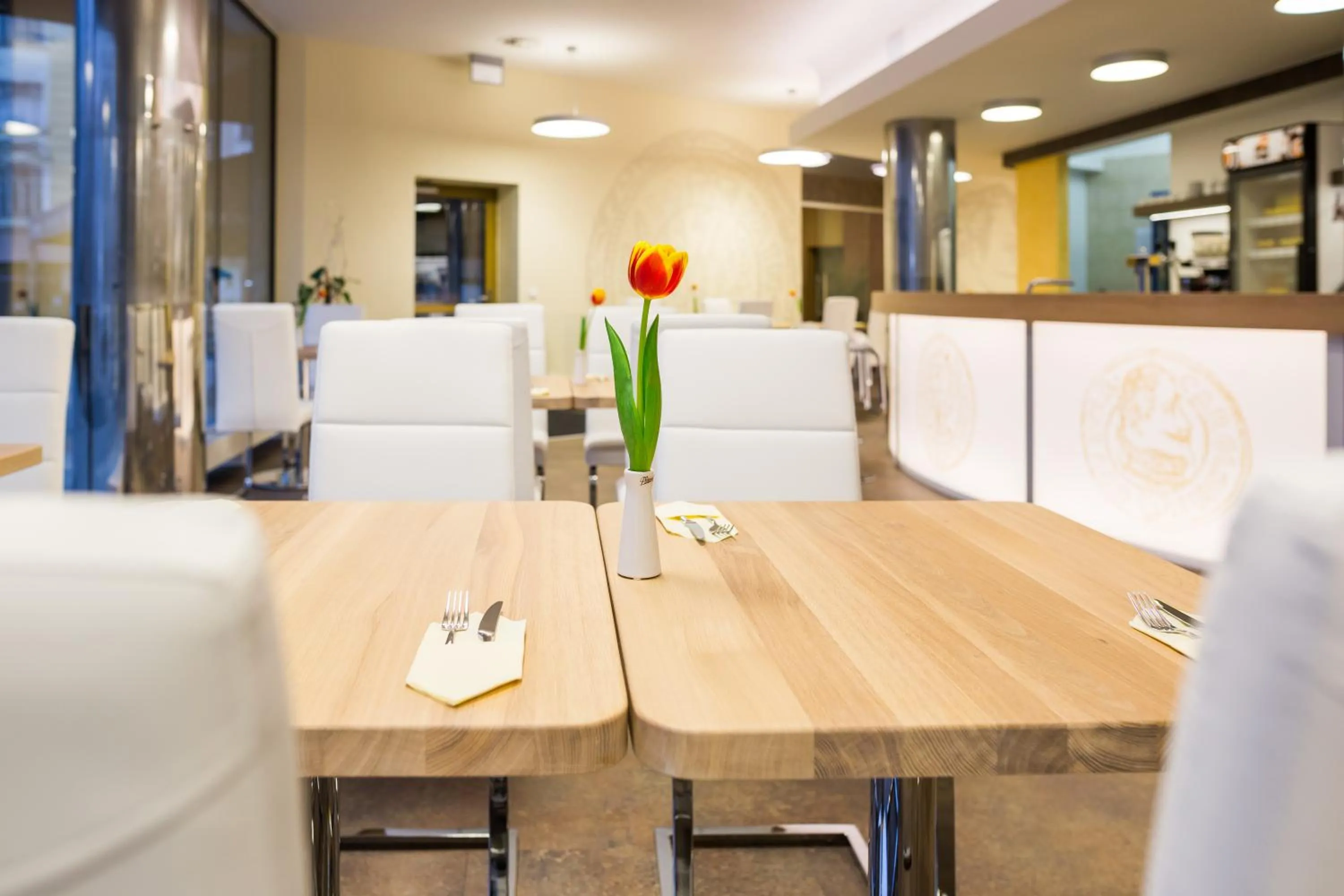 Restaurant/places to eat in Hotel Koruna