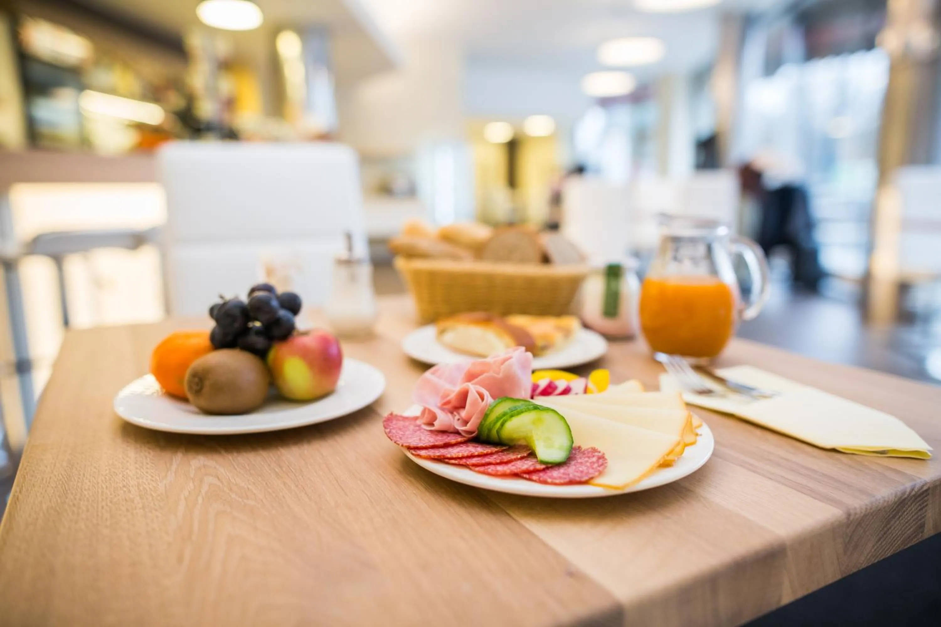 Restaurant/places to eat in Hotel Koruna