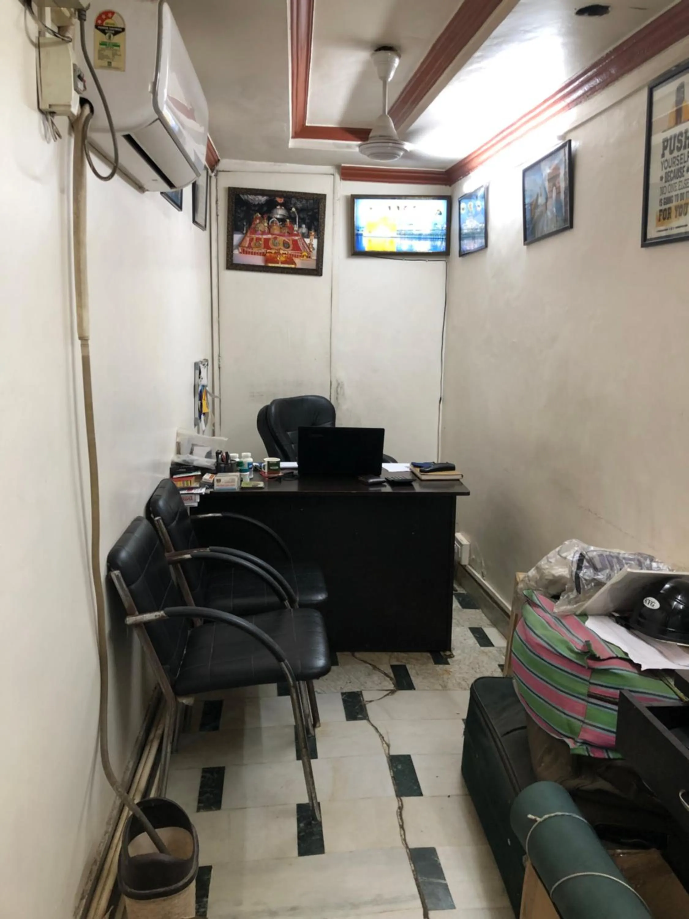 Lobby or reception in Yes Please Guest House