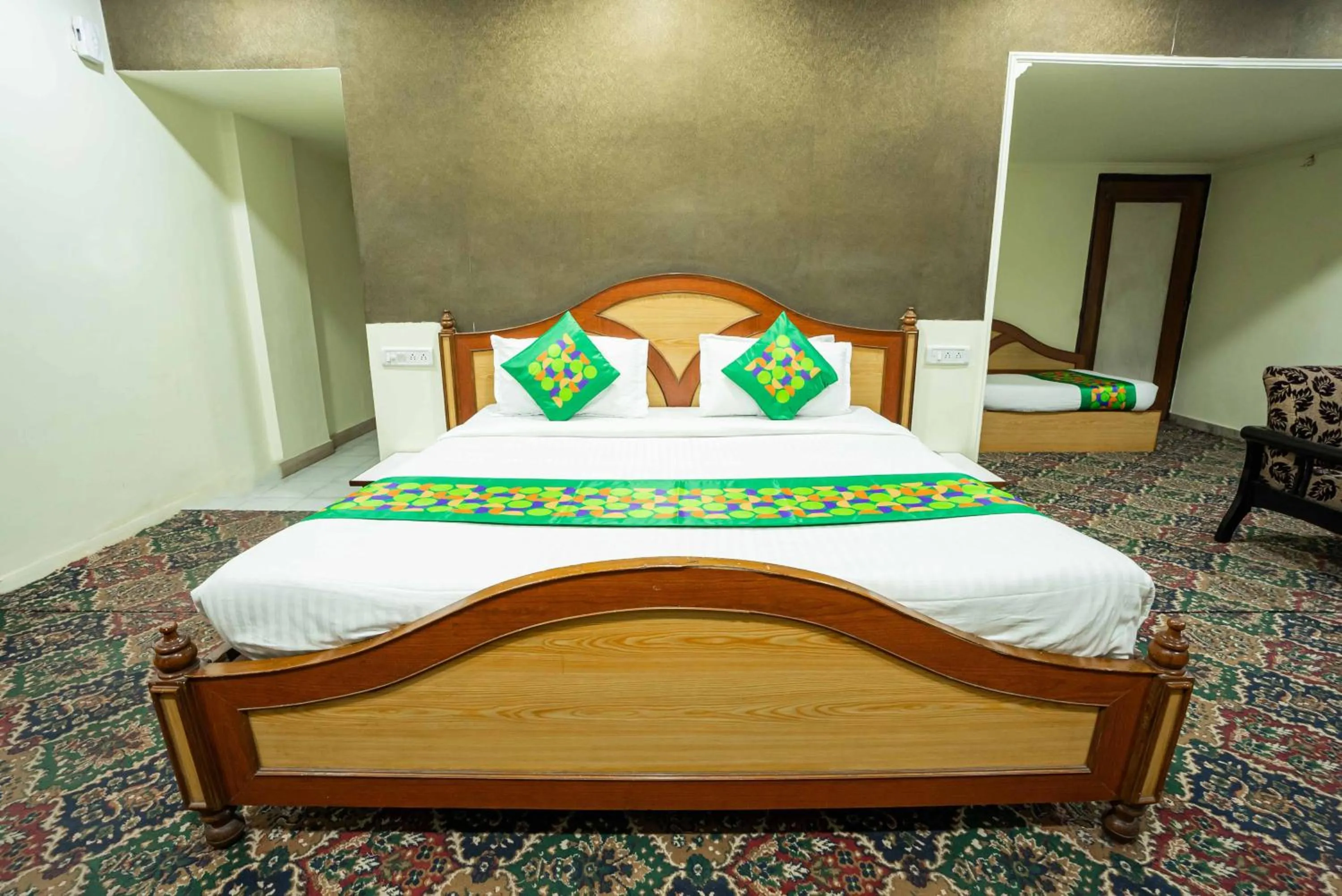 Bedroom in Treebo Edge Raipur Railway Station
