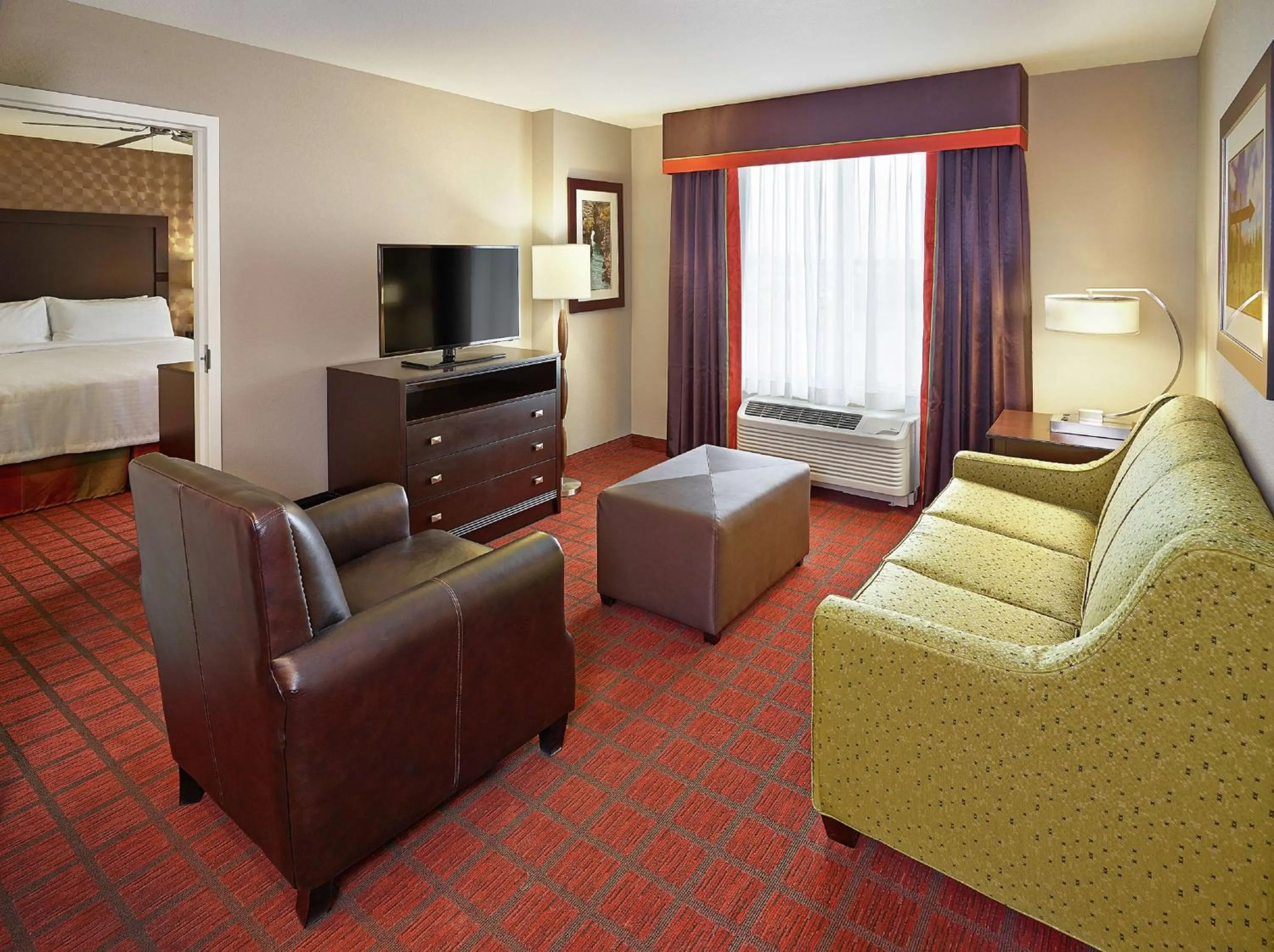 Bedroom, Bed in Homewood Suites Calgary Airport