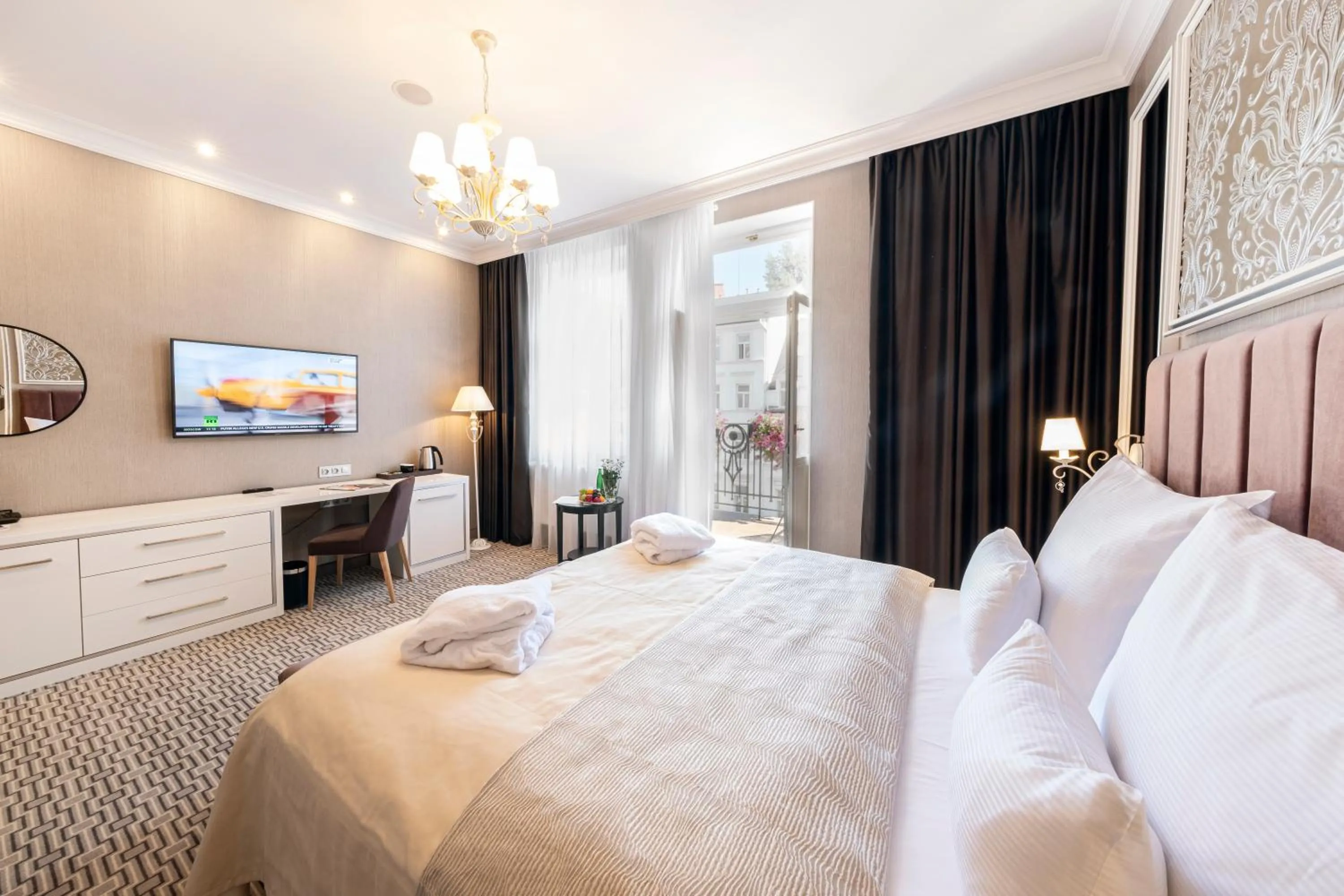 Balcony/Terrace, Bed in Spa Hotel ULRIKA