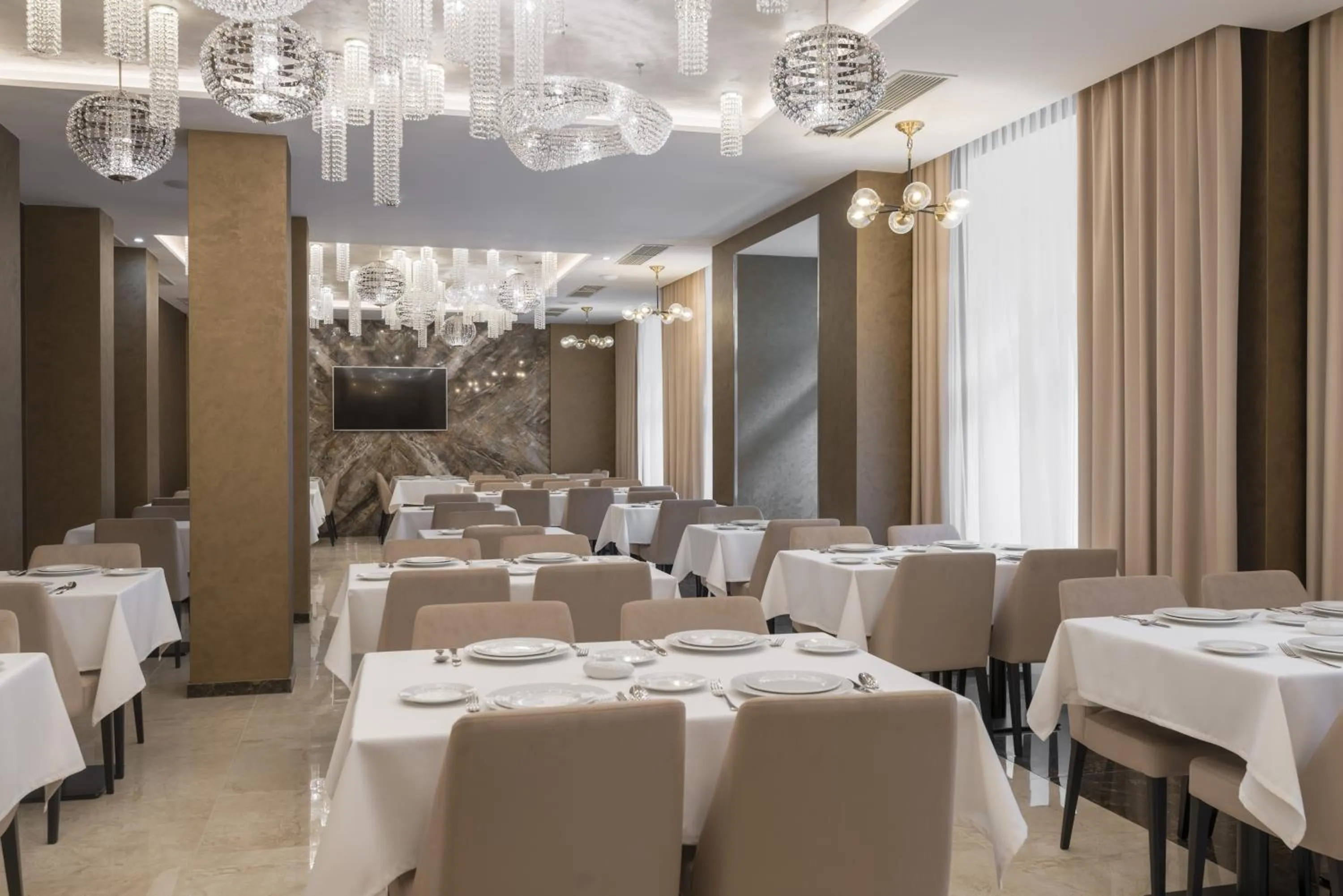 Restaurant/places to eat in Spa Hotel ULRIKA