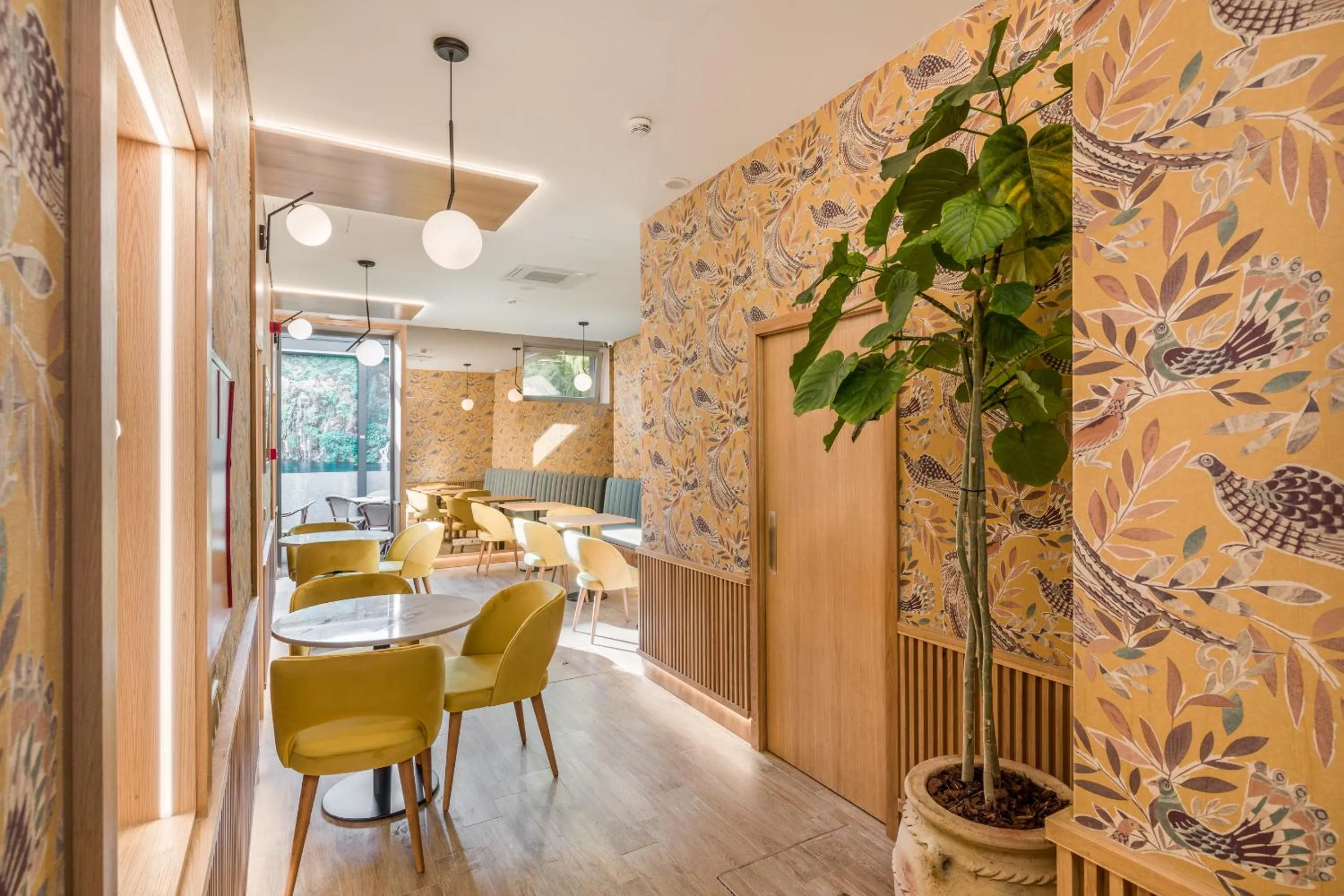 Lounge or bar in Legends House by Sweet Porto