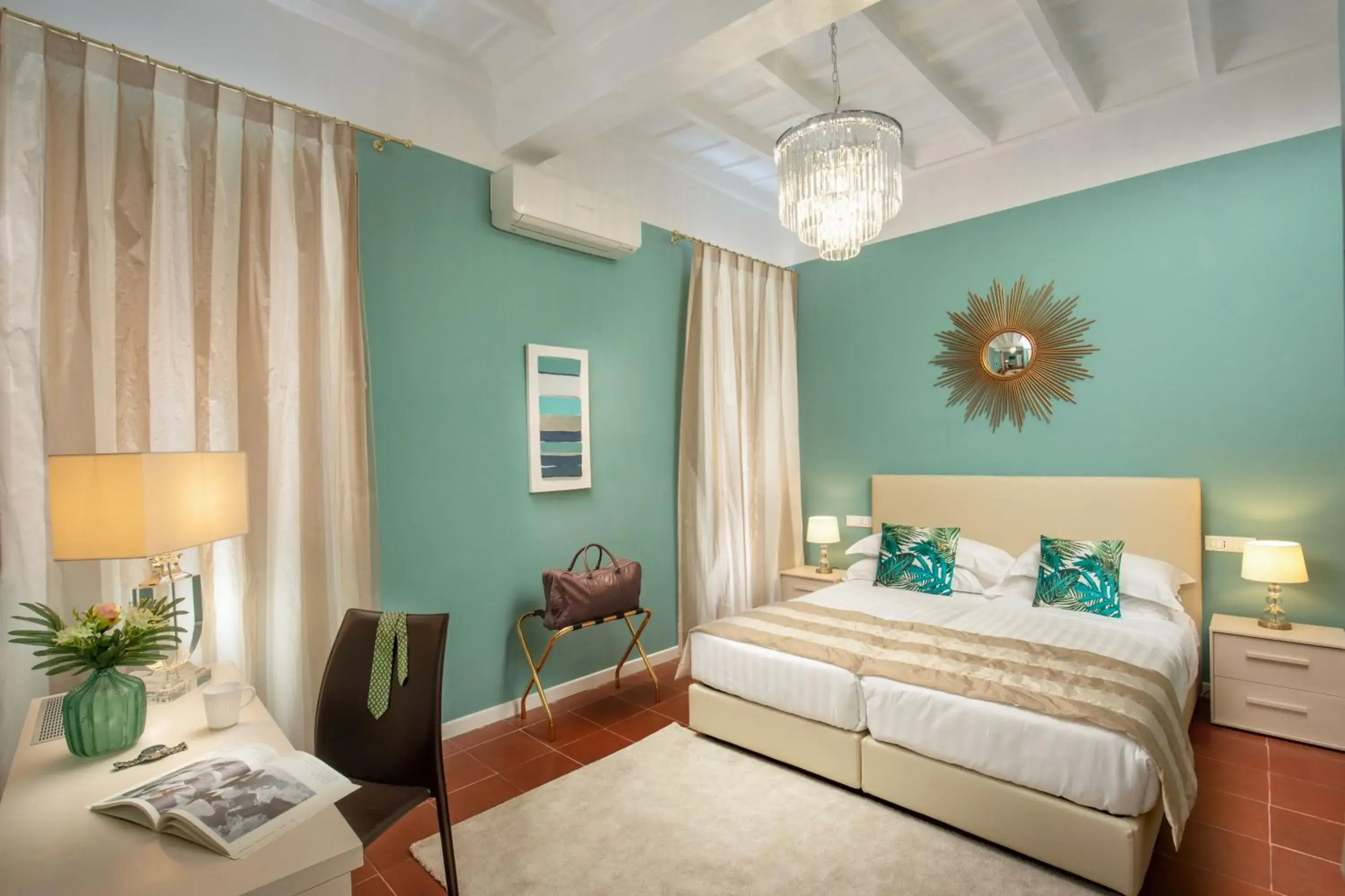 Superior Double or Twin Room in Belsiana House Superior Double or Twin Room in Belsiana House