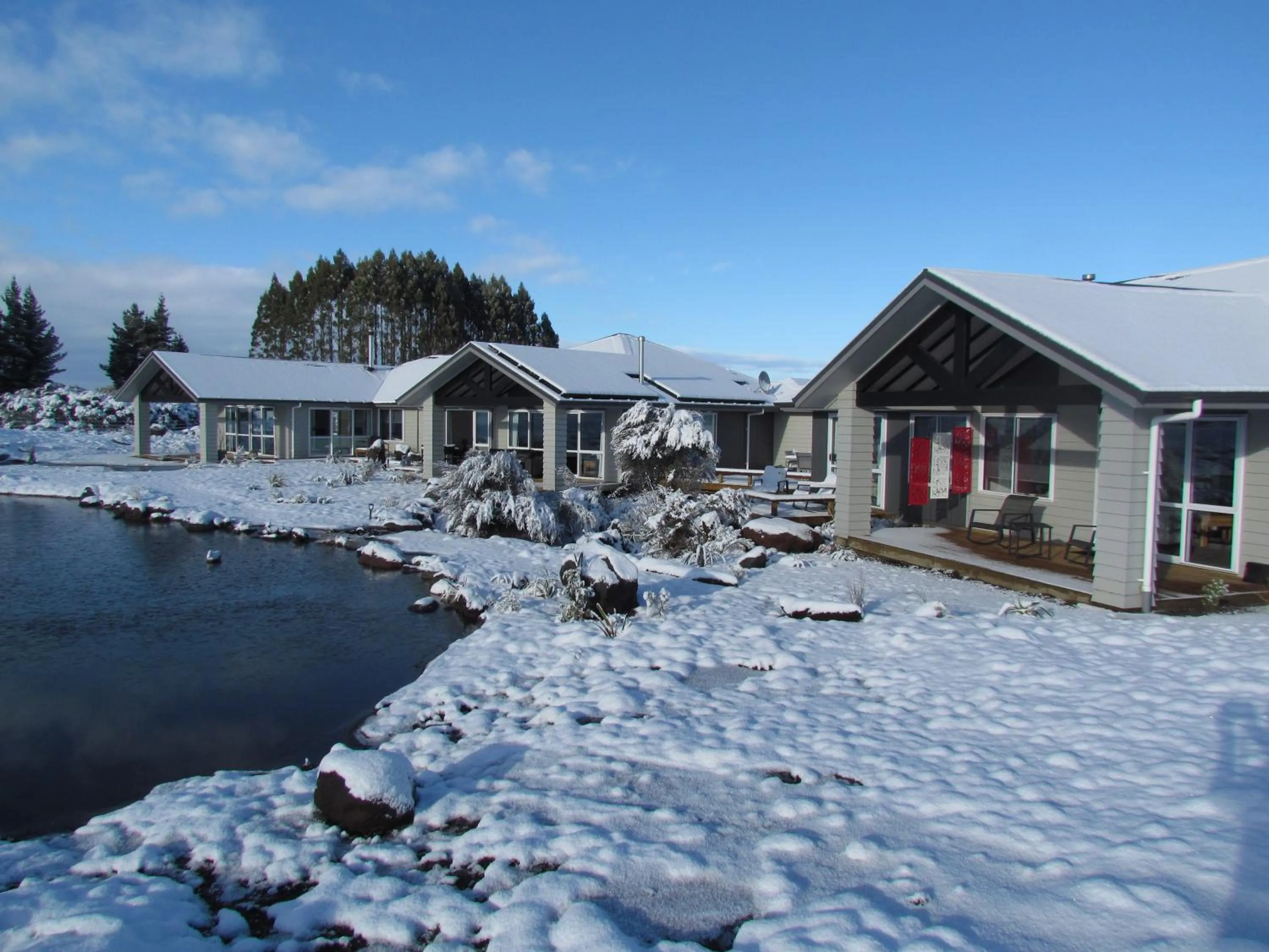 Facade/entrance in Tongariro Suites