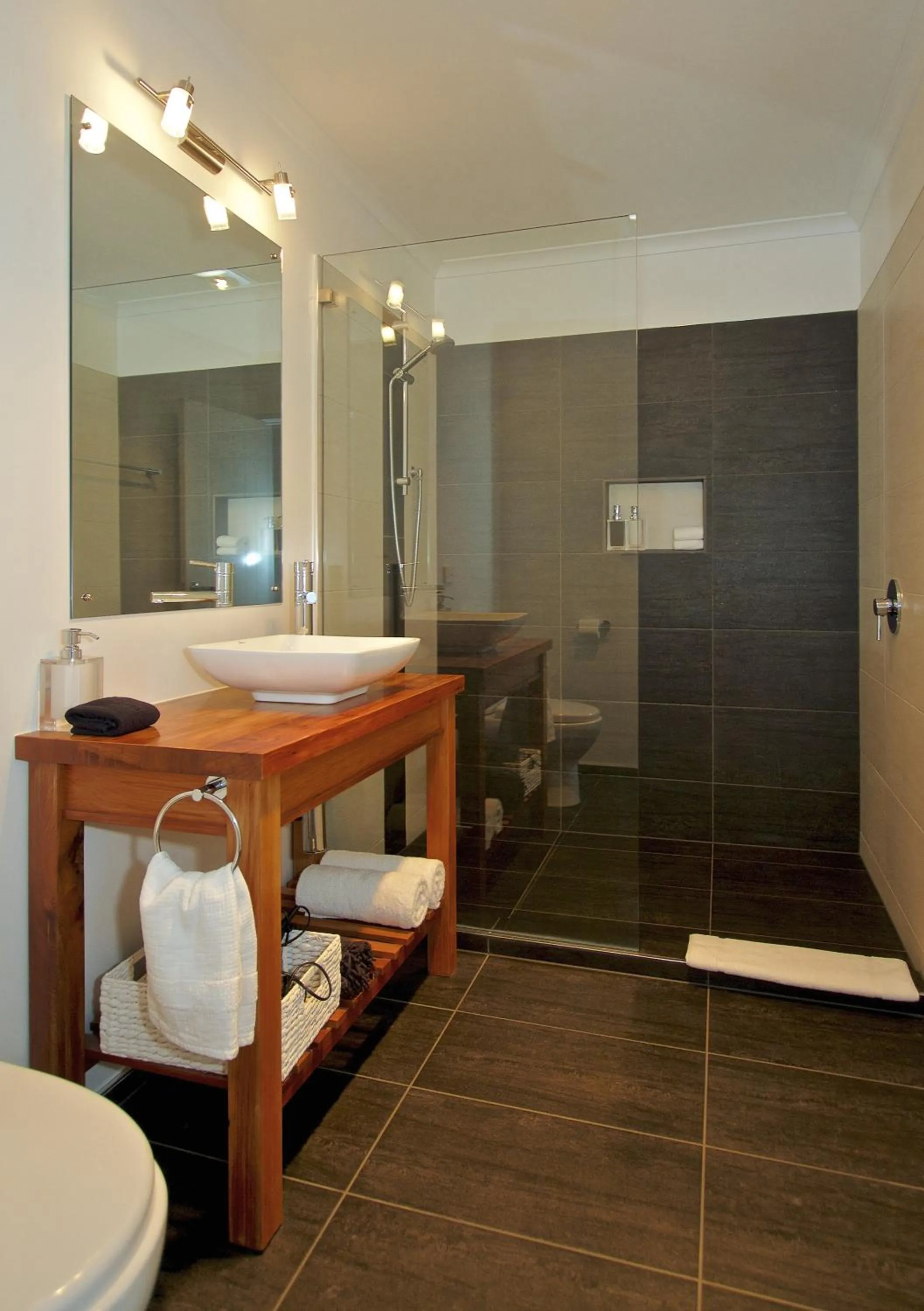 Shower in Tongariro Suites