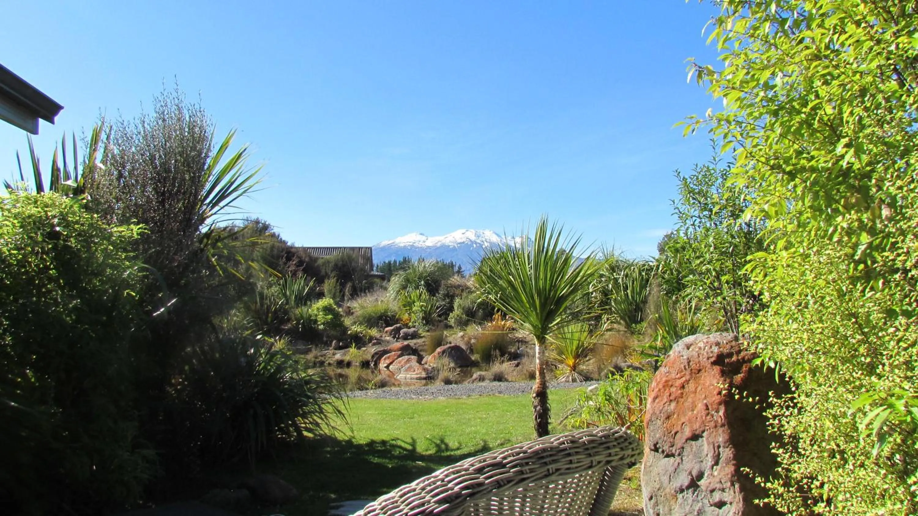 Garden in Tongariro Suites