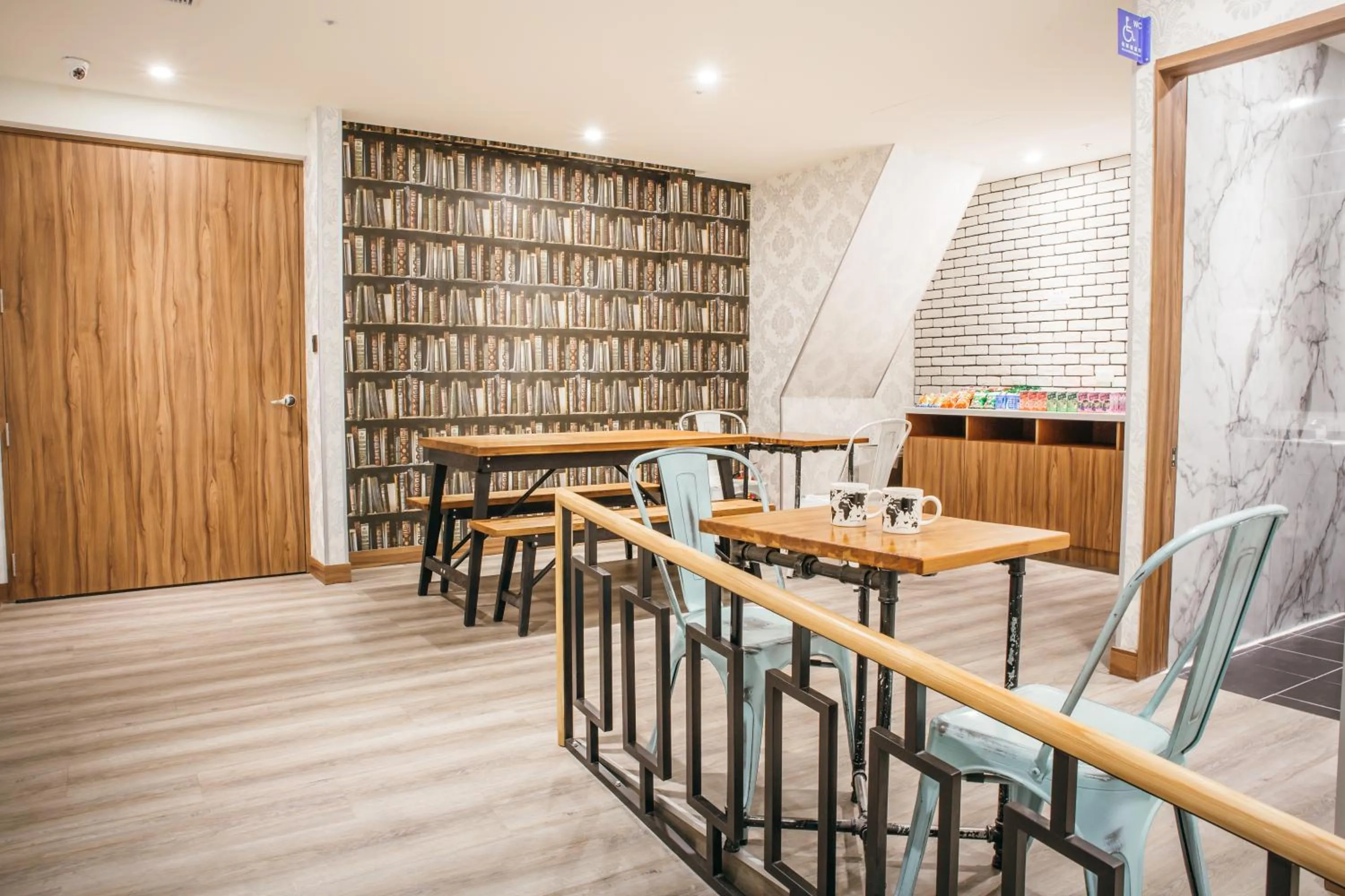 Lounge or bar in Muzik Hotel - Ximending Xining Branch