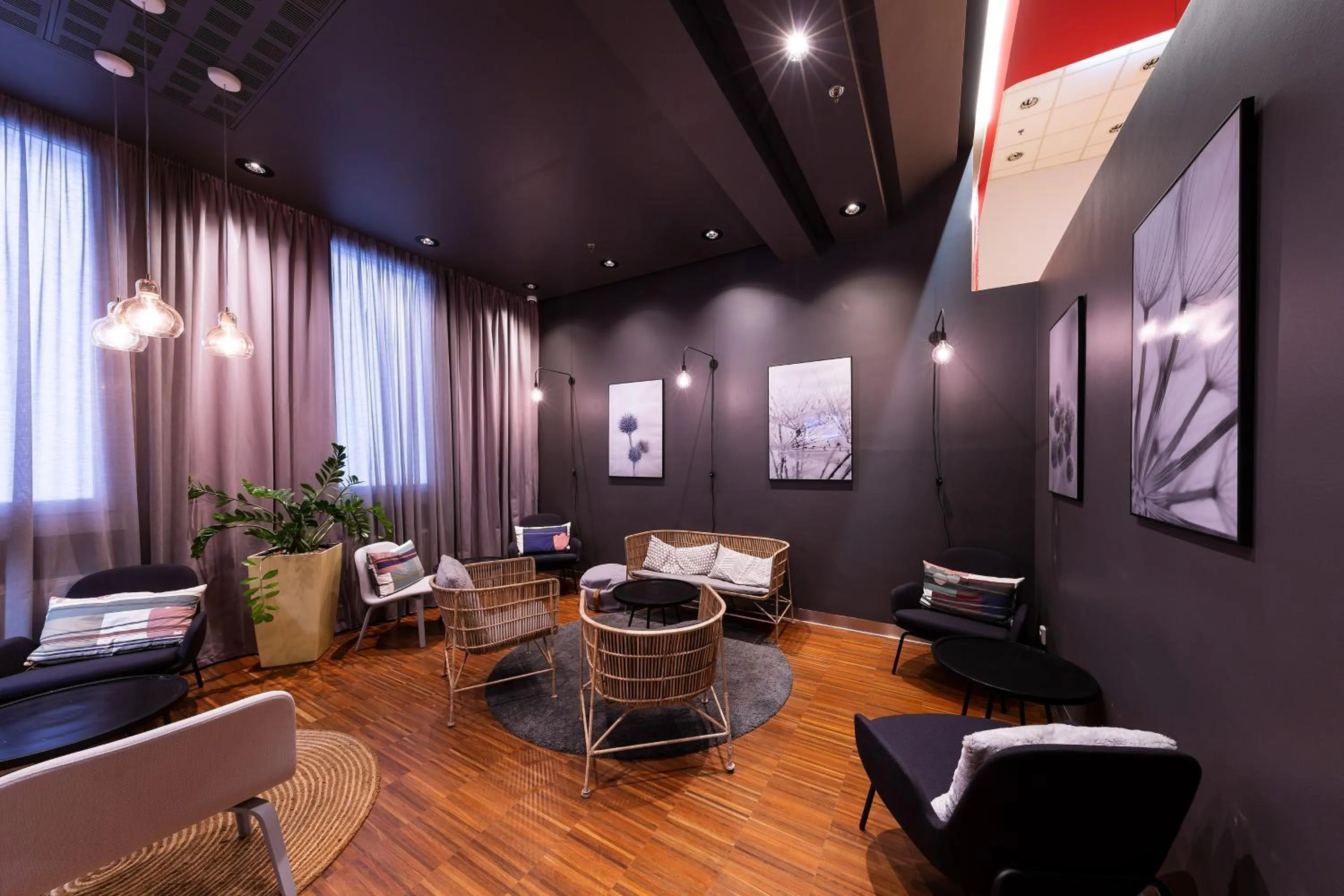 Lounge or bar in Ibis Praha Old Town