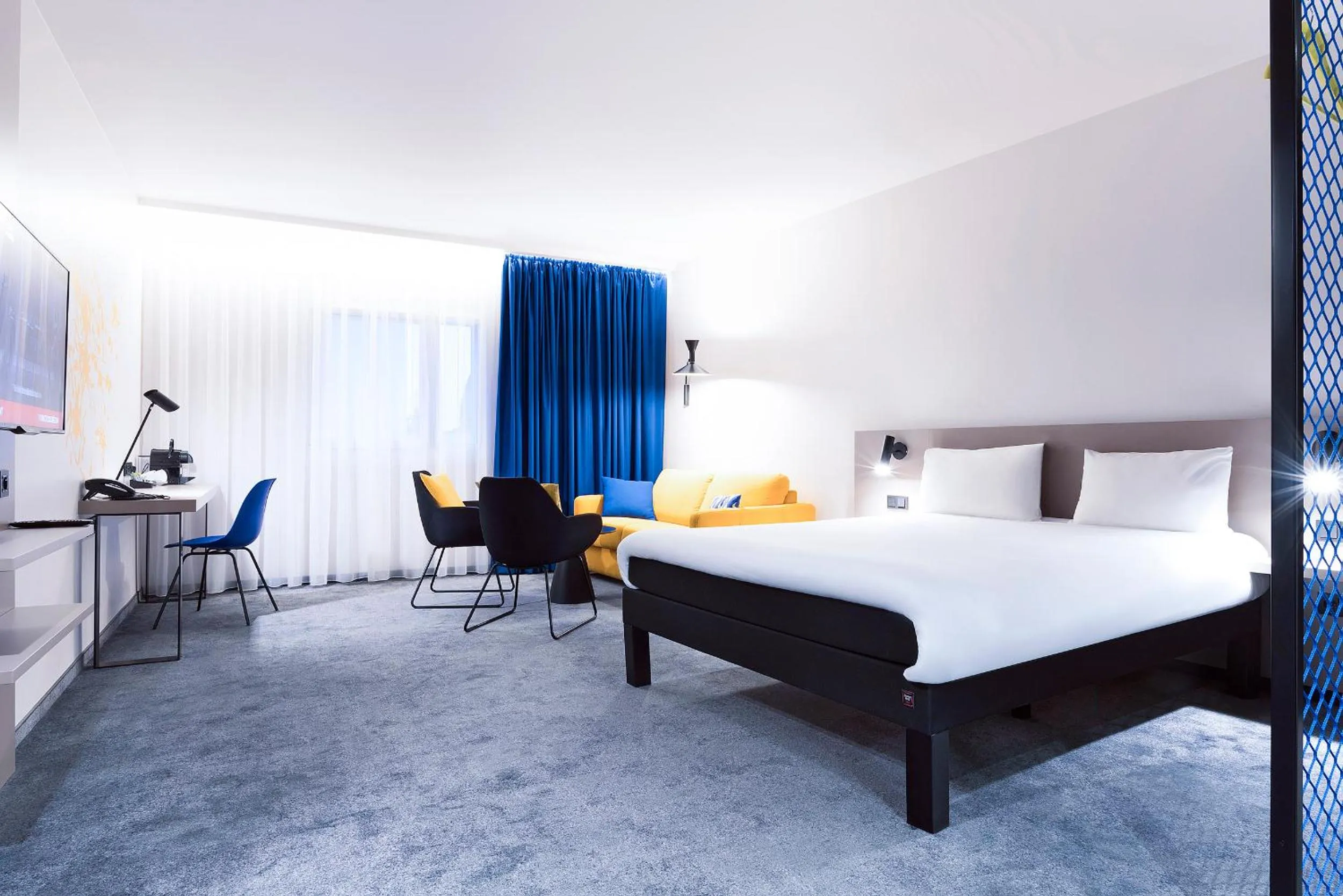 Bed in Ibis Praha Old Town