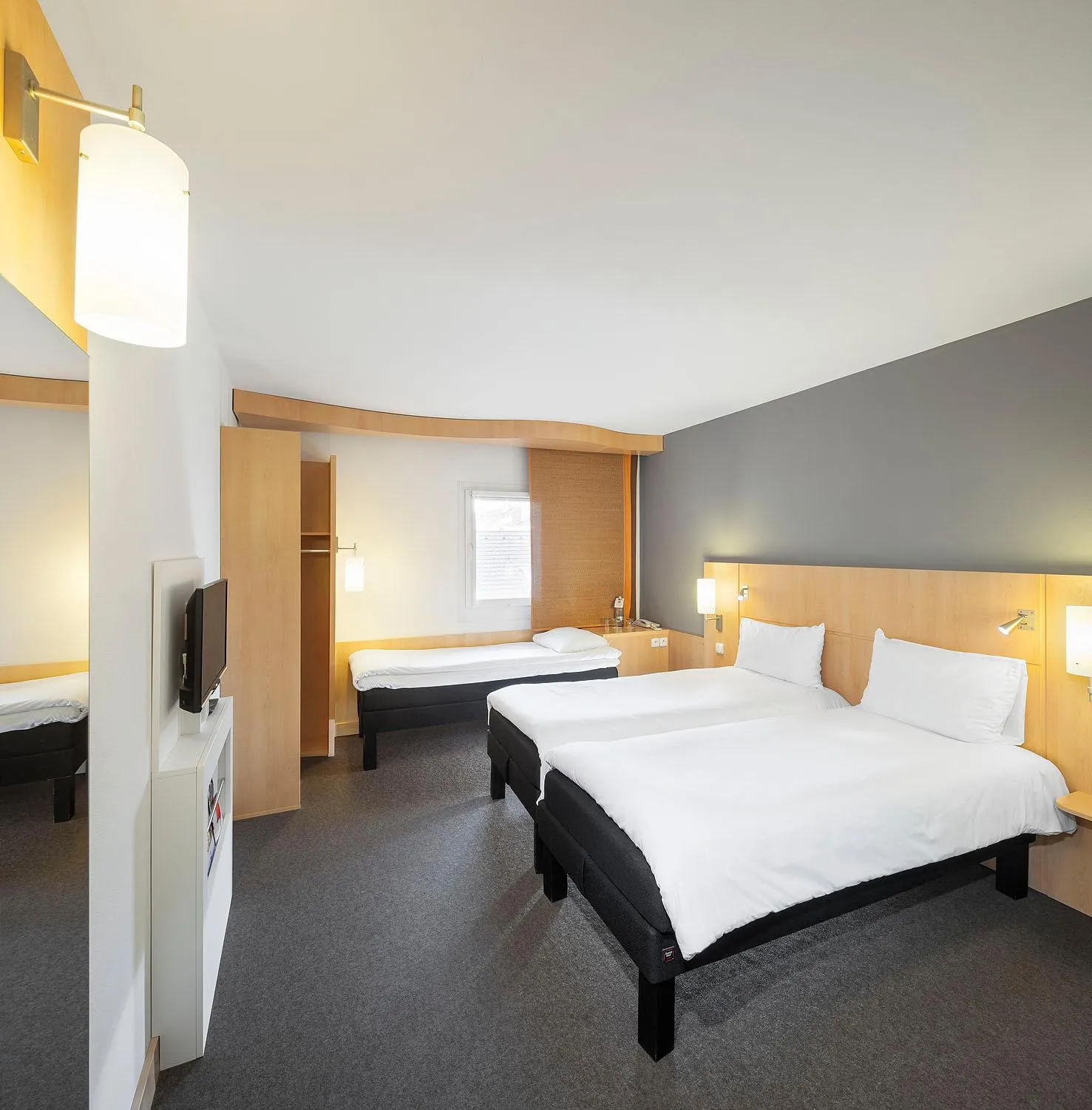 Bedroom, Bed in Ibis Praha Old Town