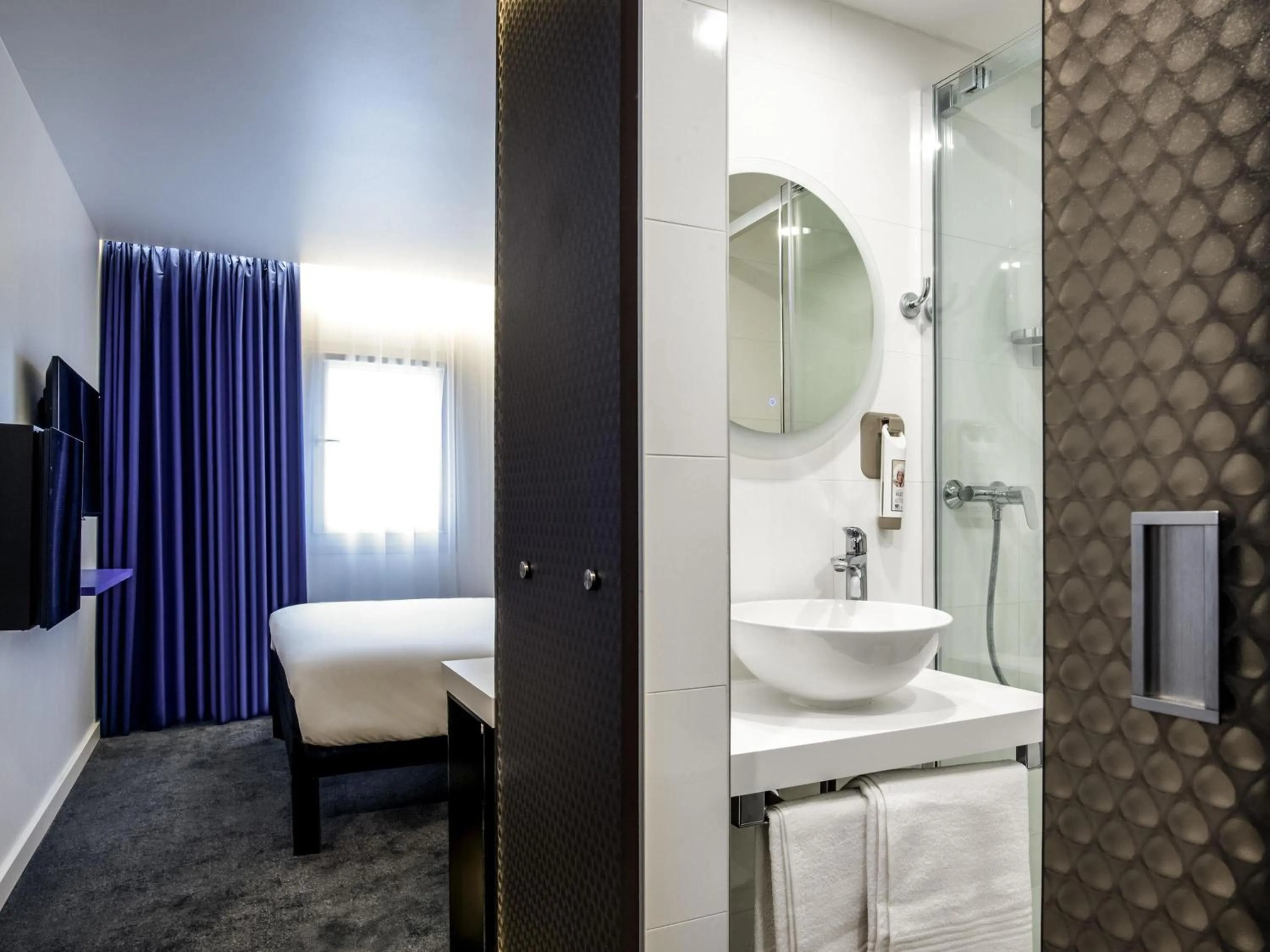 Bedroom, Bed in Ibis Praha Old Town