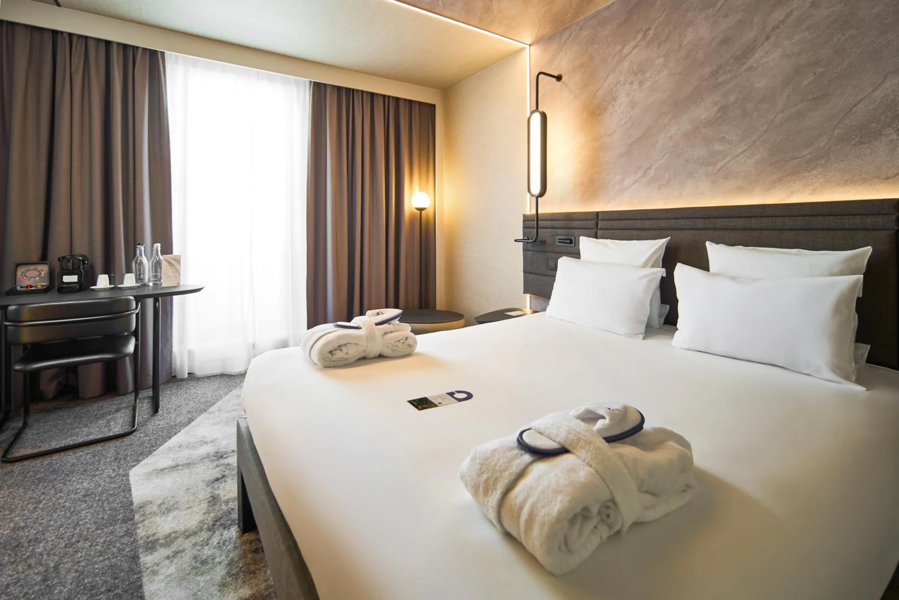 Bedroom, Bed in Novotel Praha Wenceslas Square