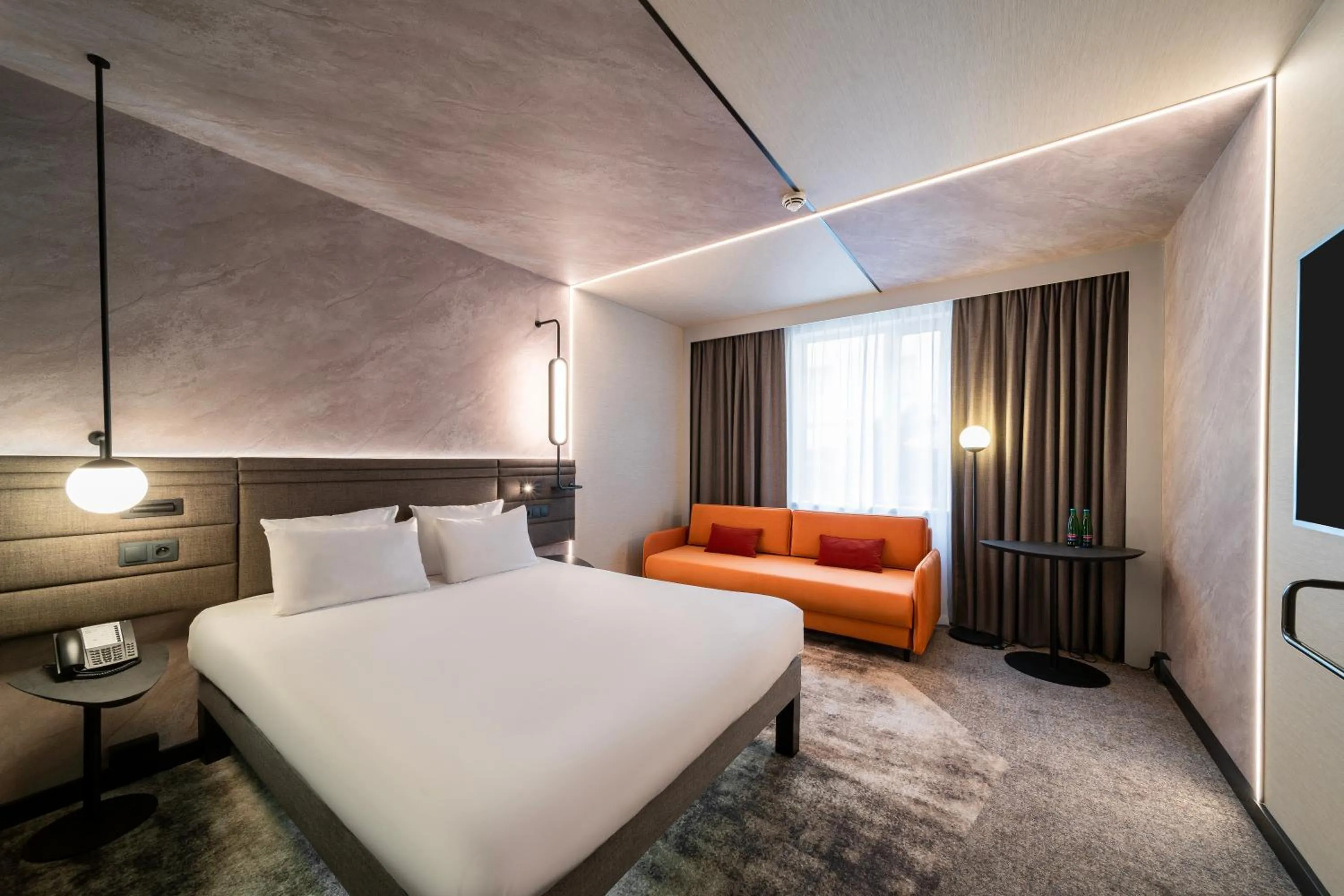 Superior Queen Room with Sofa in Novotel Praha Wenceslas Square
