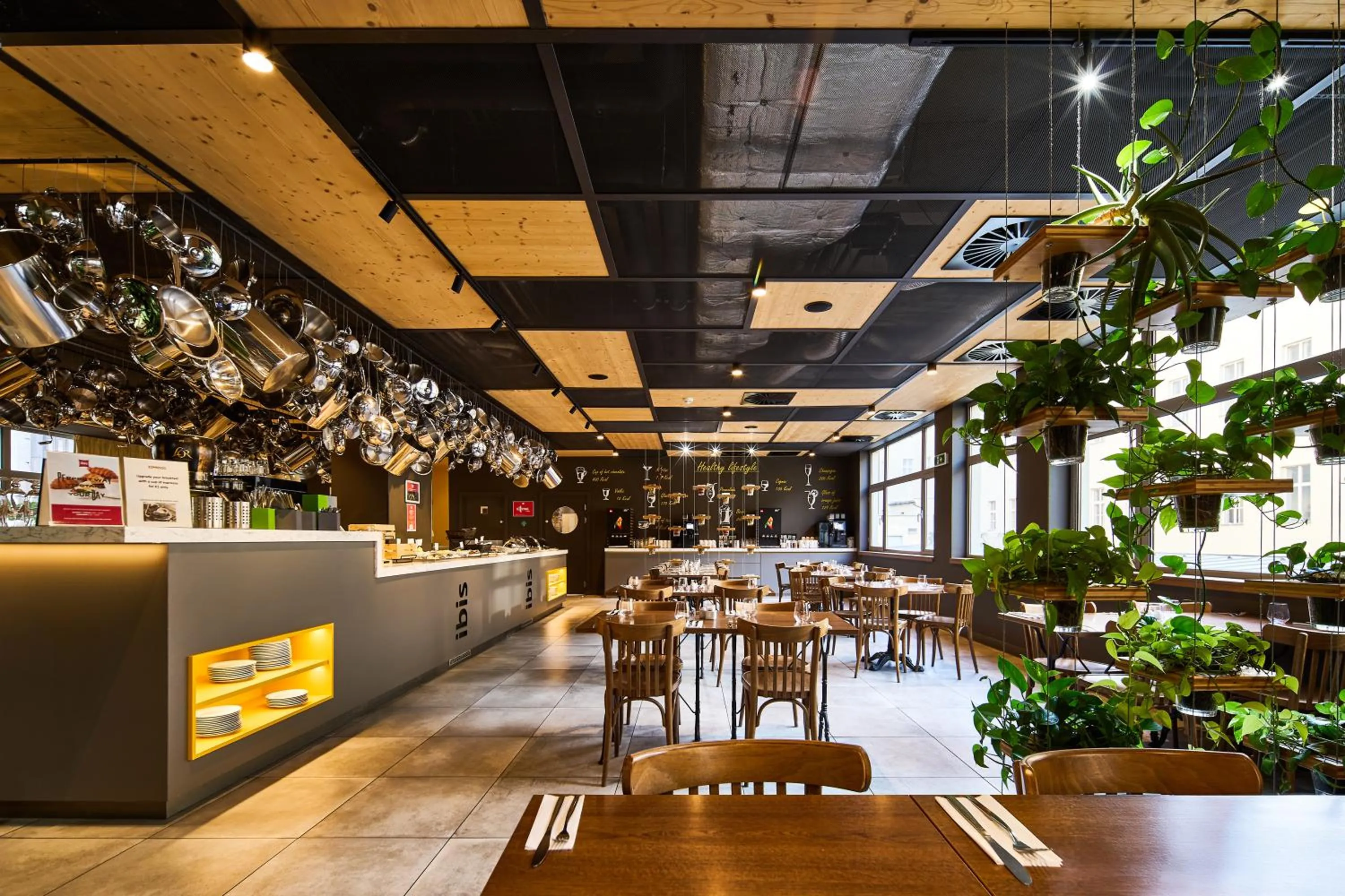 Restaurant/places to eat in Ibis Praha Wenceslas Square