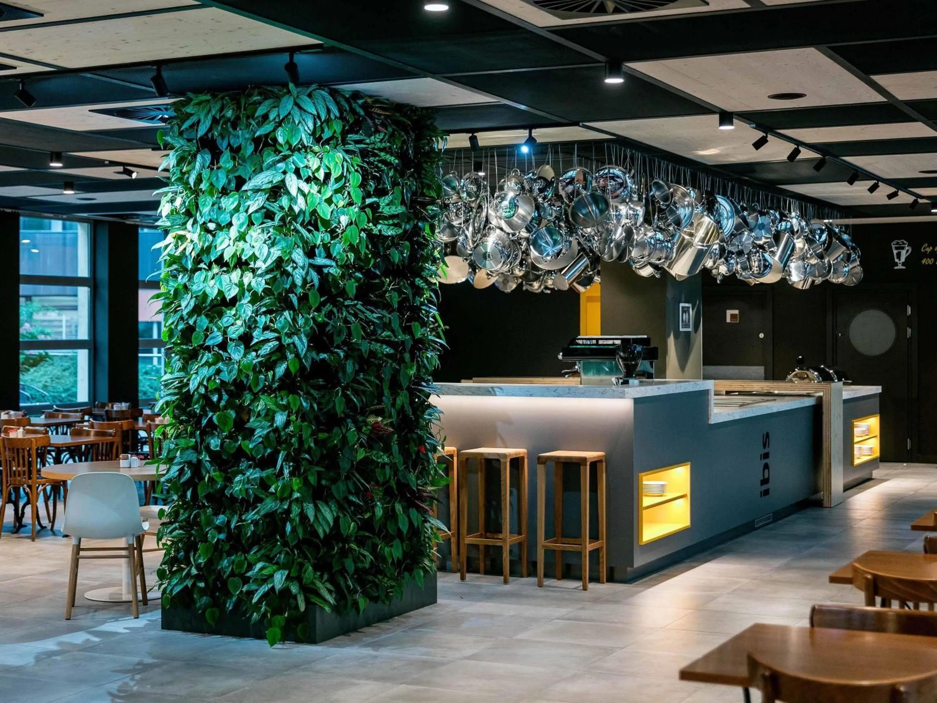 Lounge or bar in Ibis Praha Wenceslas Square