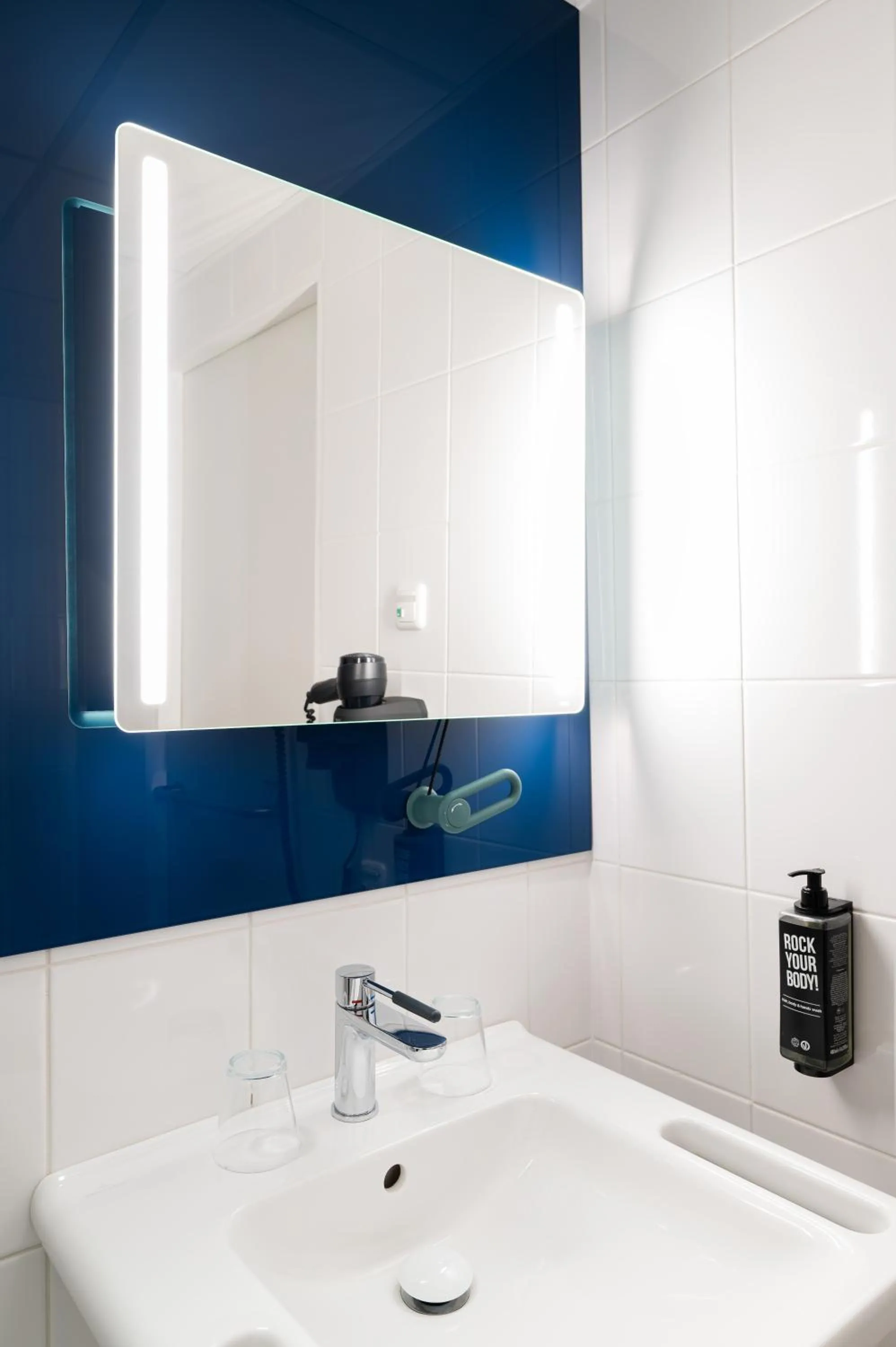 Bathroom in Ibis Praha Wenceslas Square