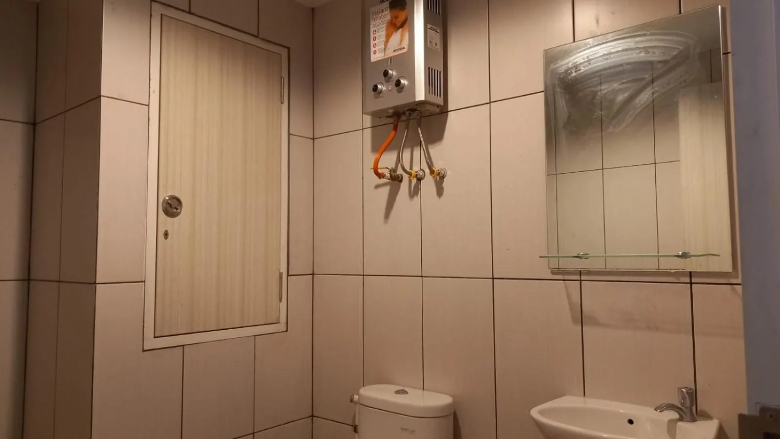 Apartemen Grand Kamala Lagoon Bekasi By Cicie Room