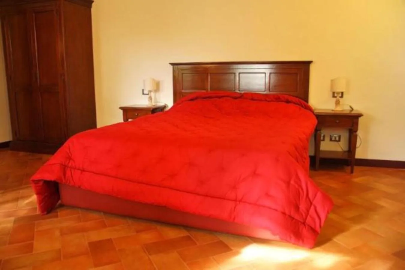Bed in Antico Borgo La Commenda